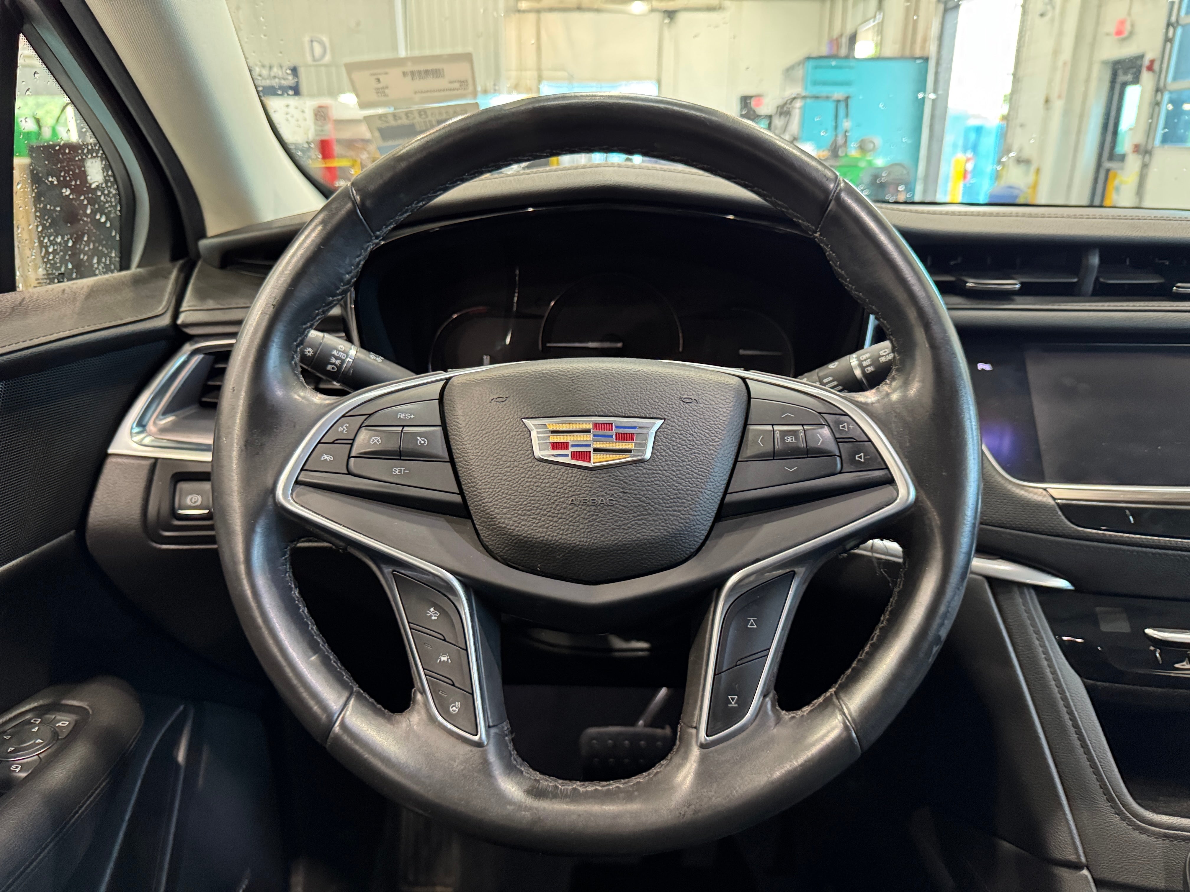 2017 Cadillac XT5 Luxury 4