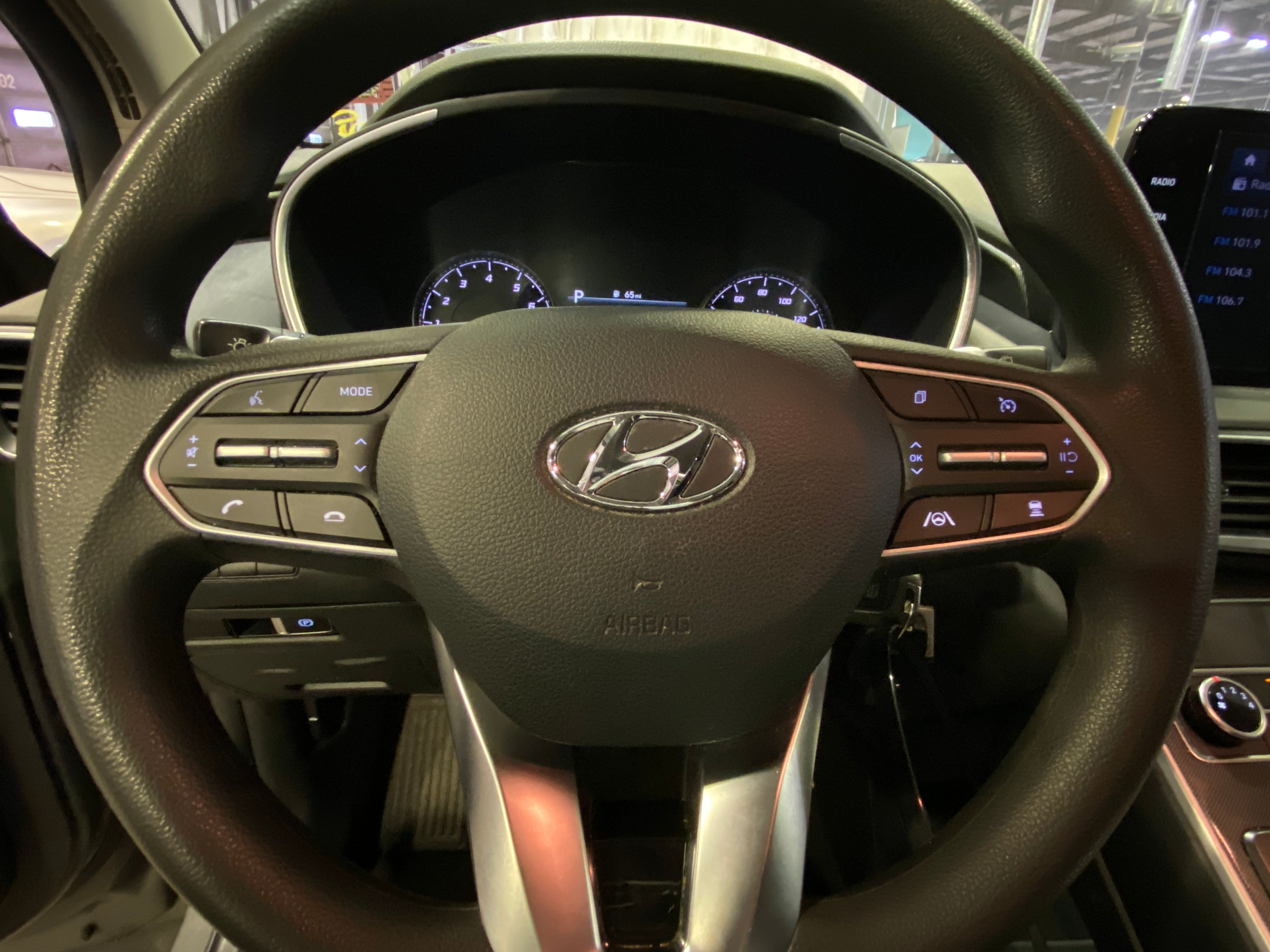 2022 Hyundai Santa Fe SE 5