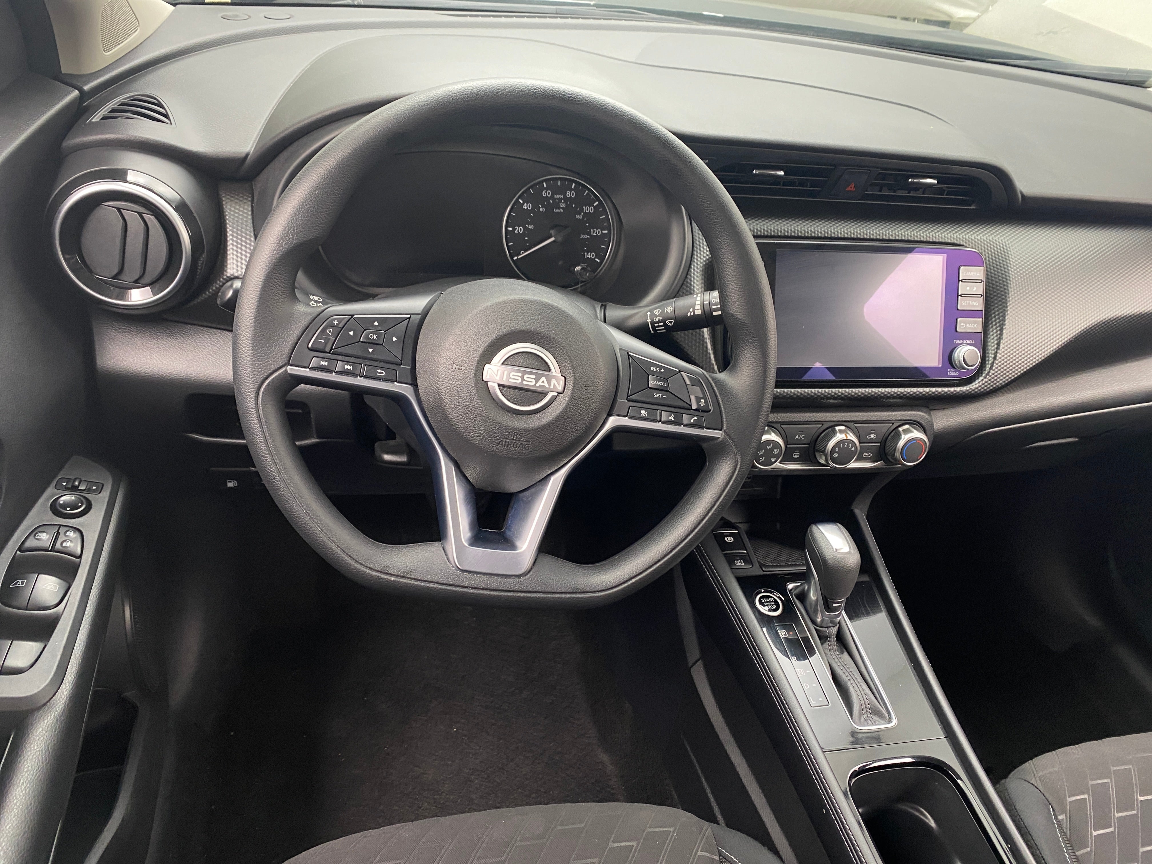 2024 Nissan Kicks SV 5