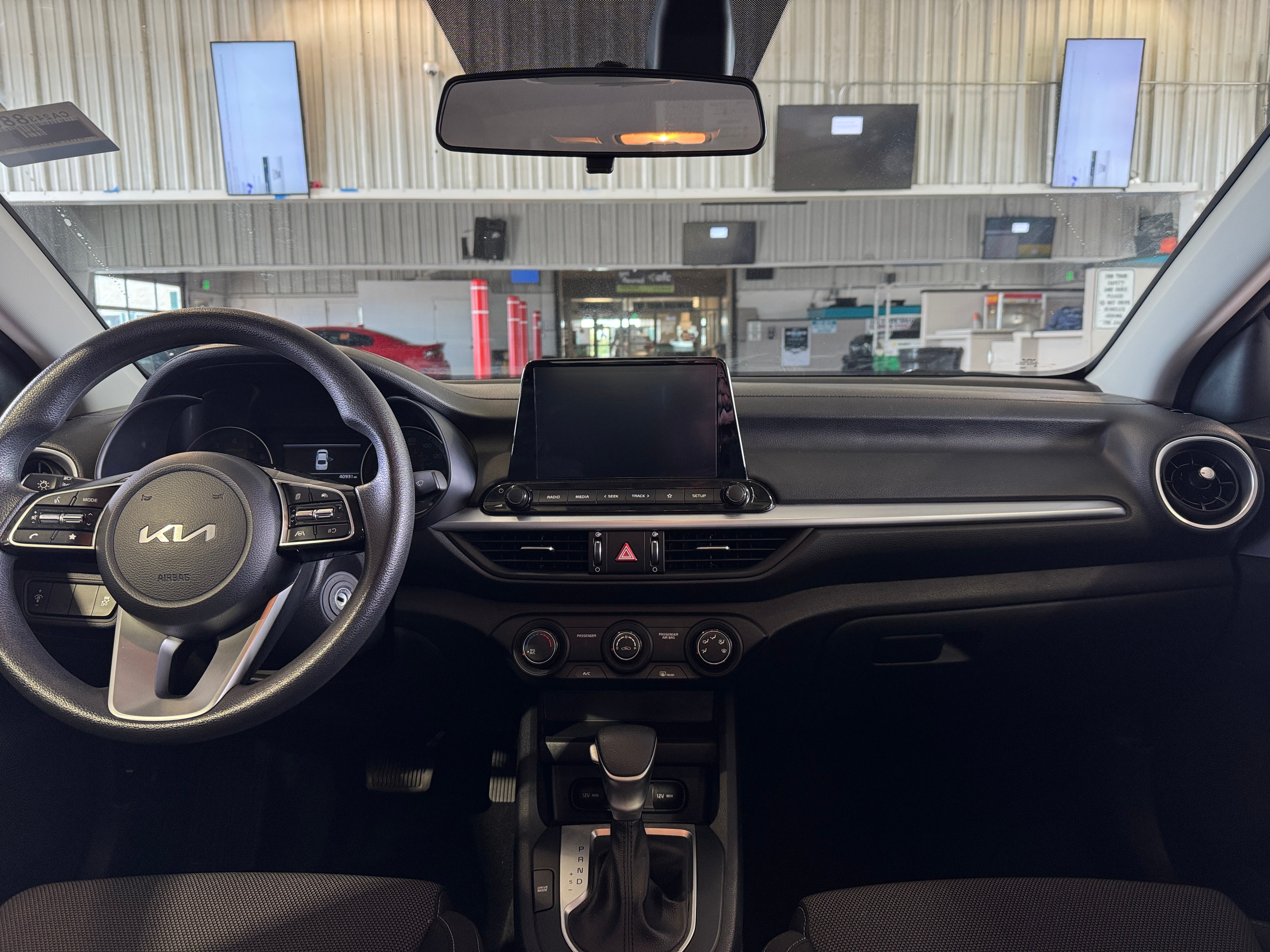 2023 Kia Forte LXS 3