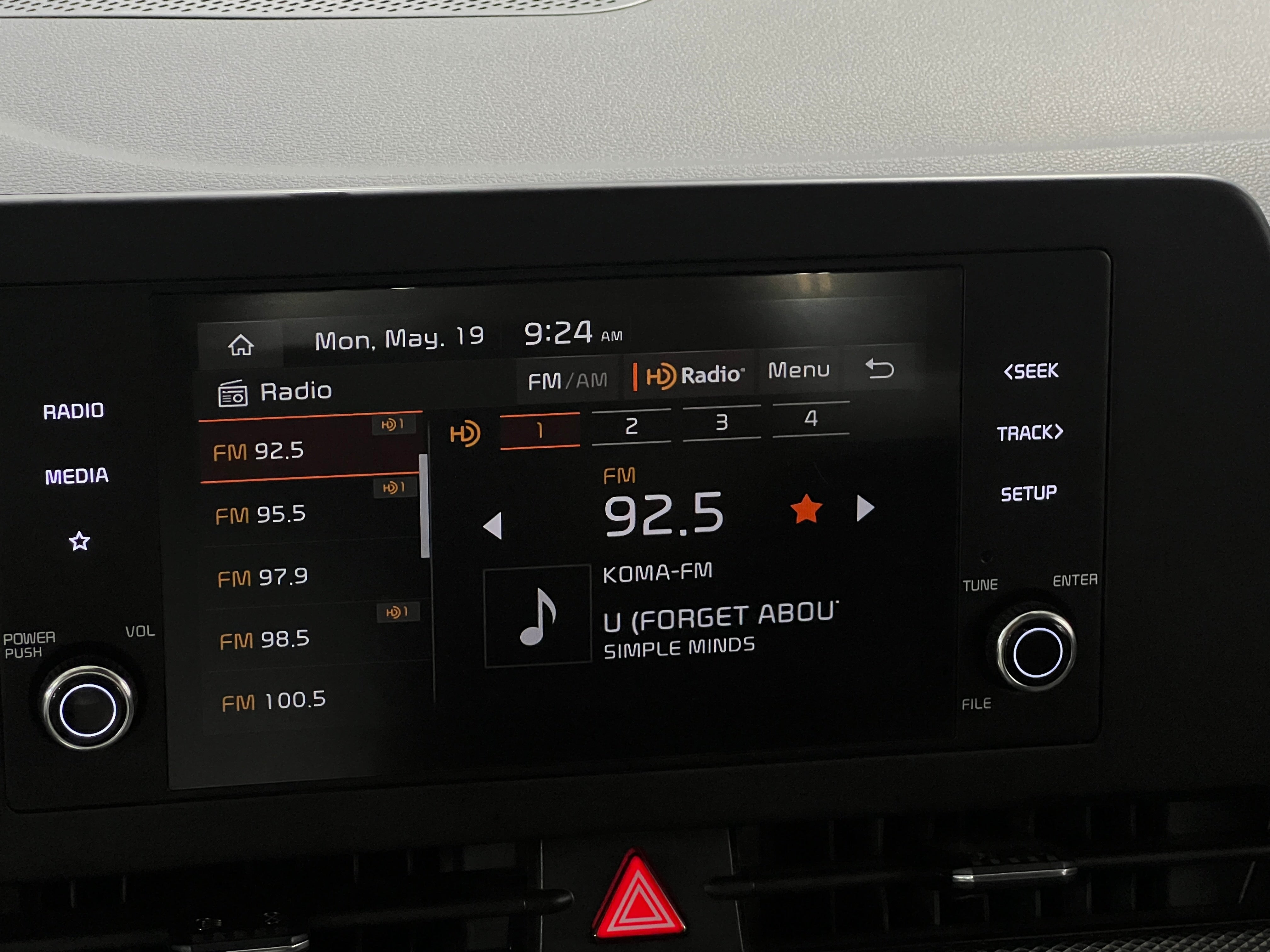 2024 Kia Sportage LX 4