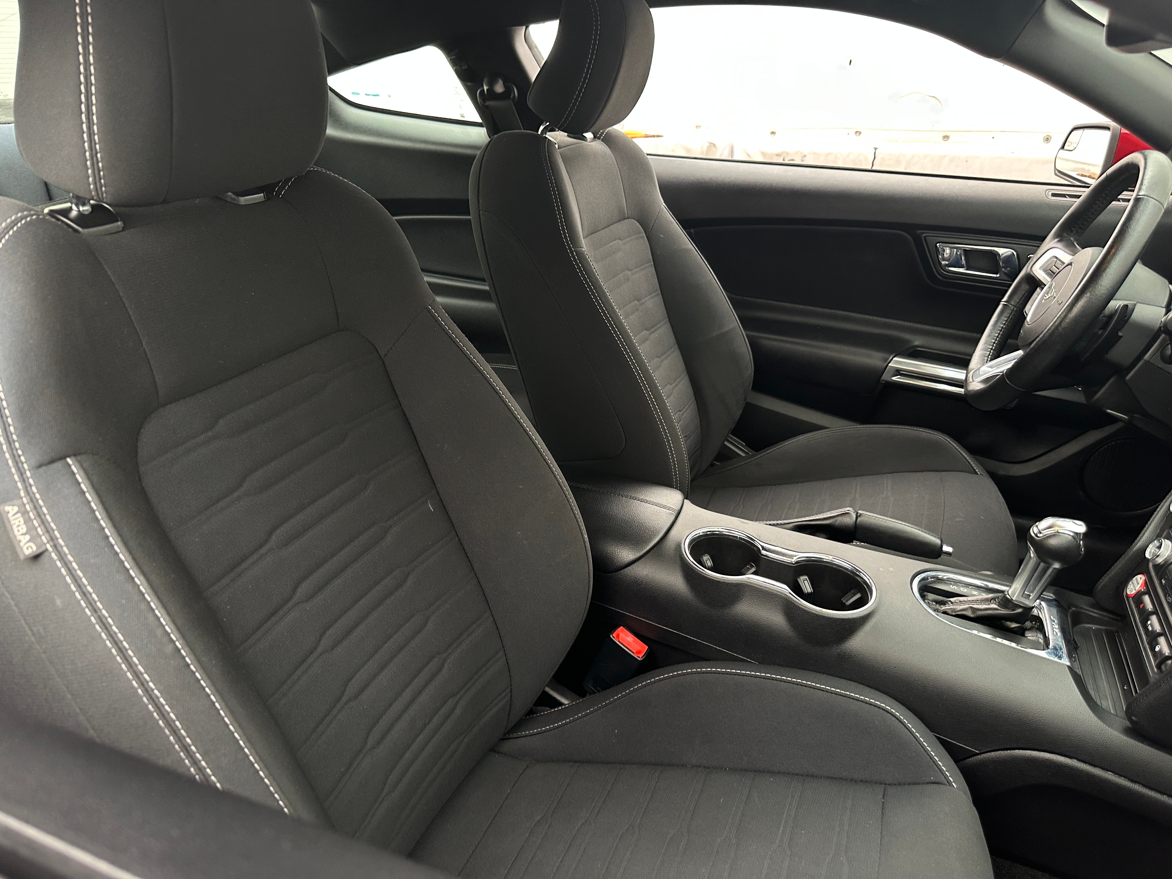 2017 Ford Mustang  2