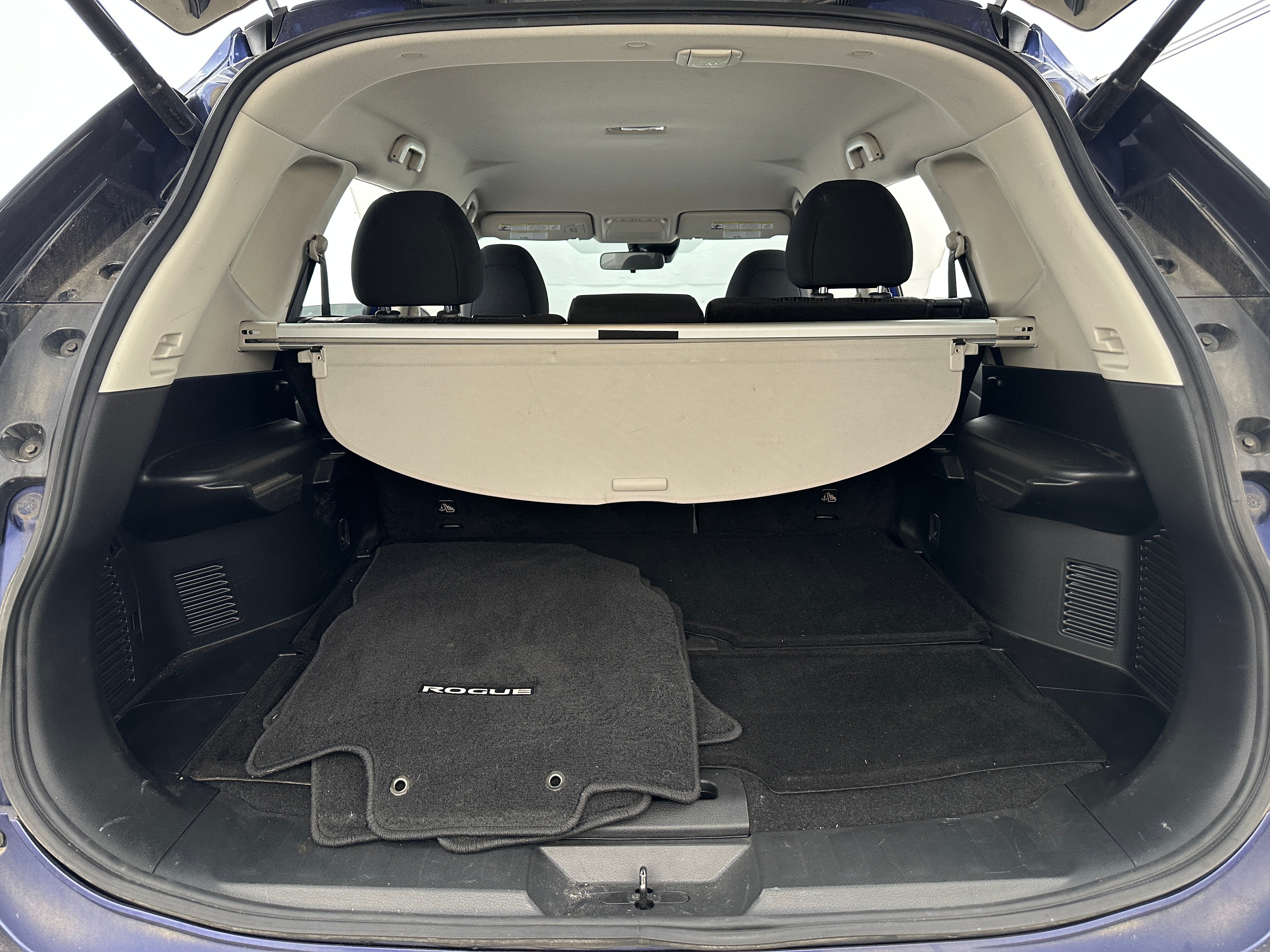 2020 Nissan Rogue SV 7