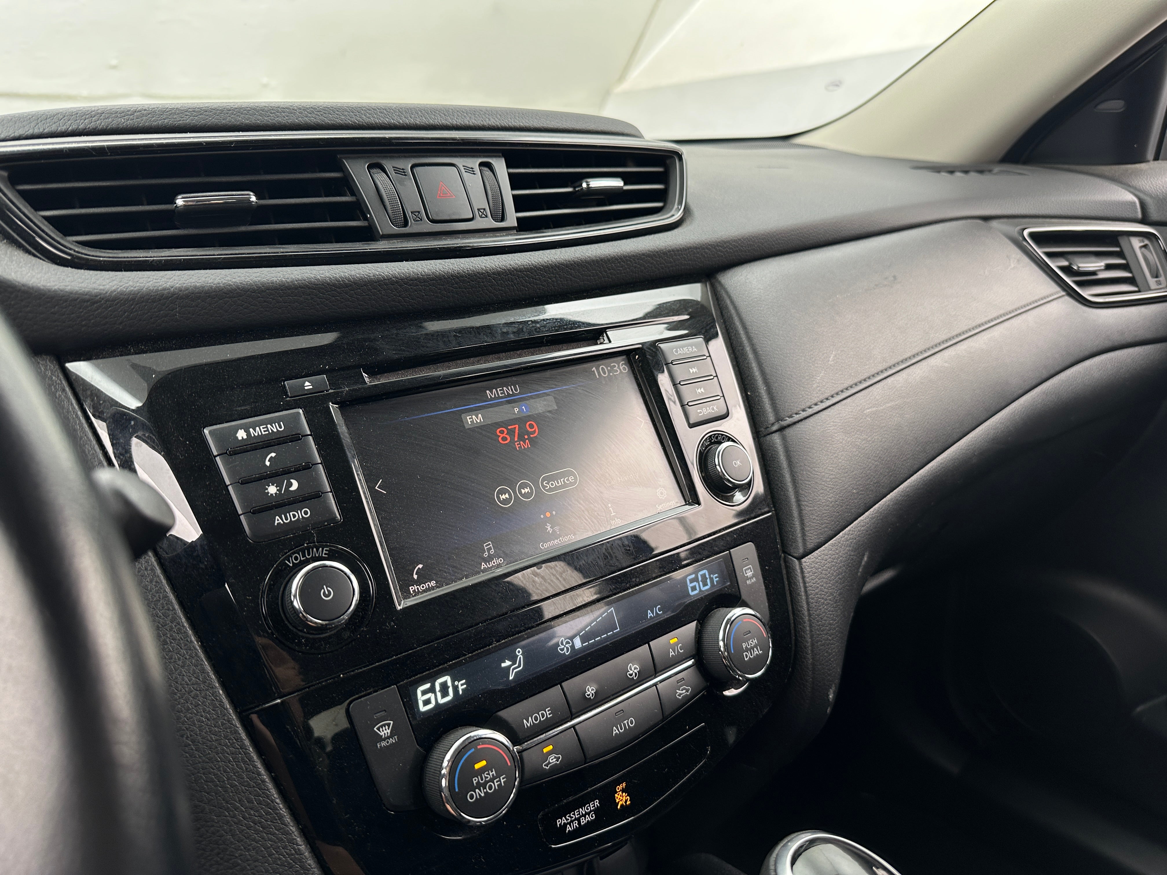 2020 Nissan Rogue SV 4