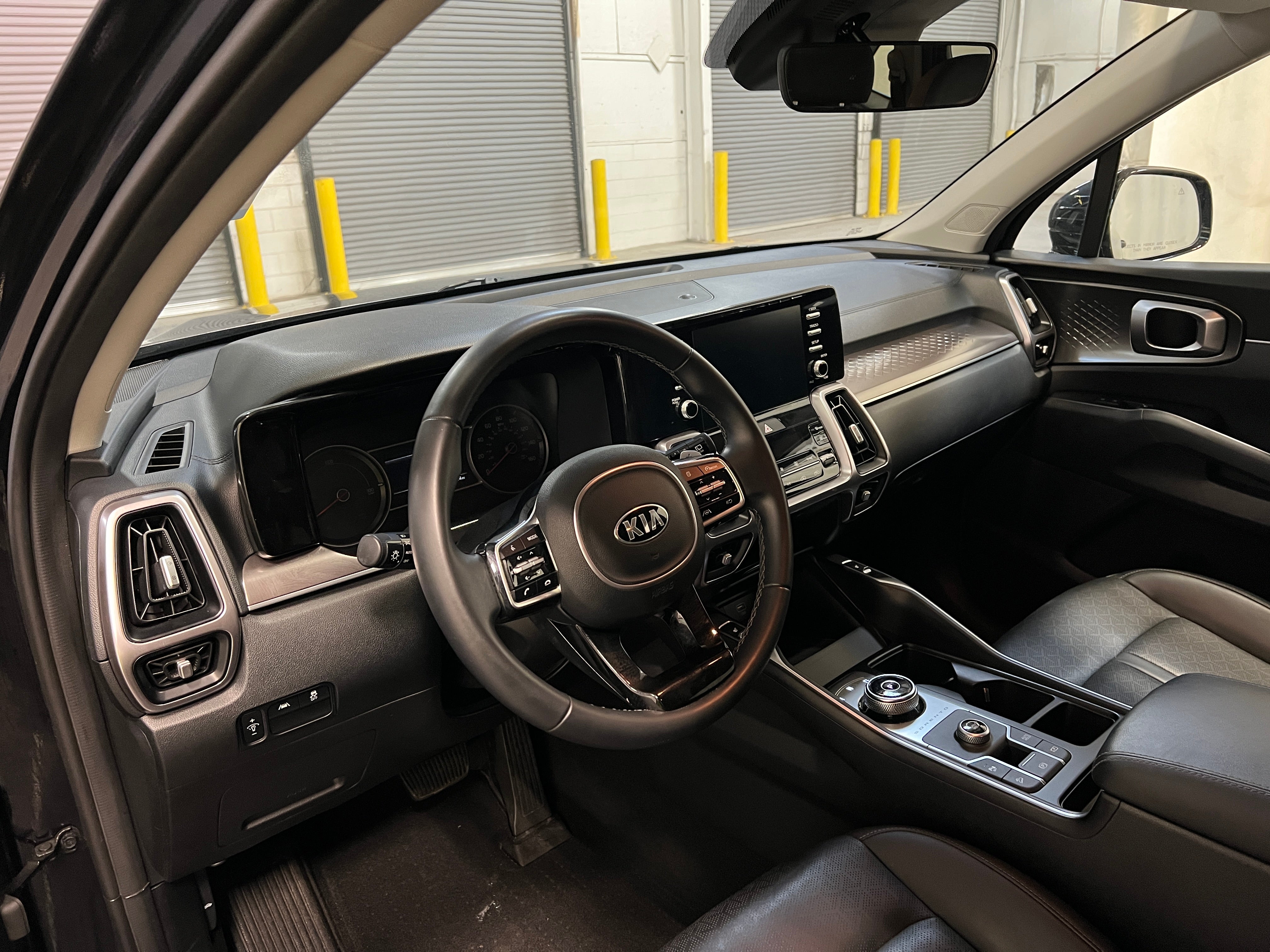 2021 Kia Sorento S 2
