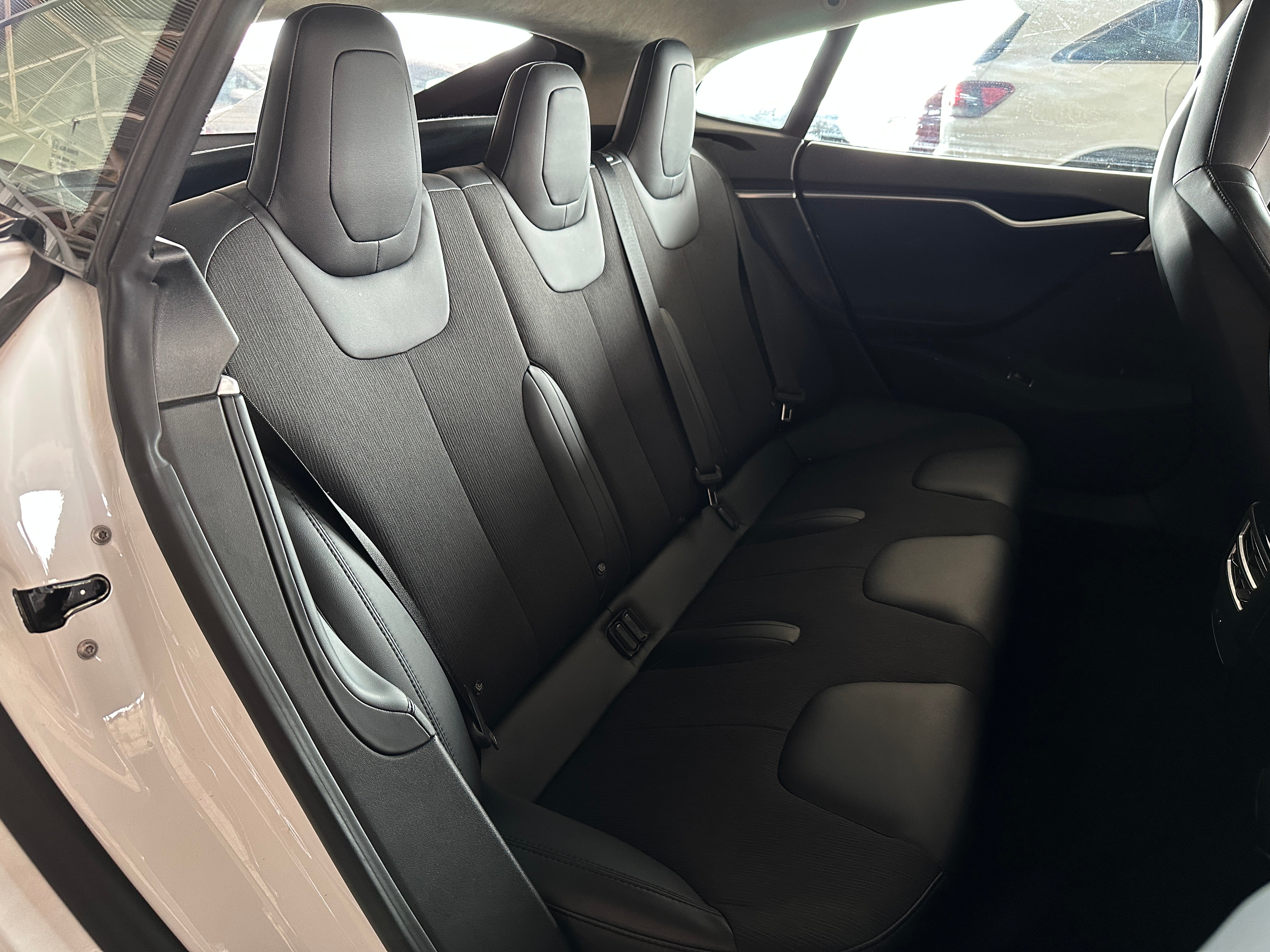 2016 Tesla Model S 75D 5