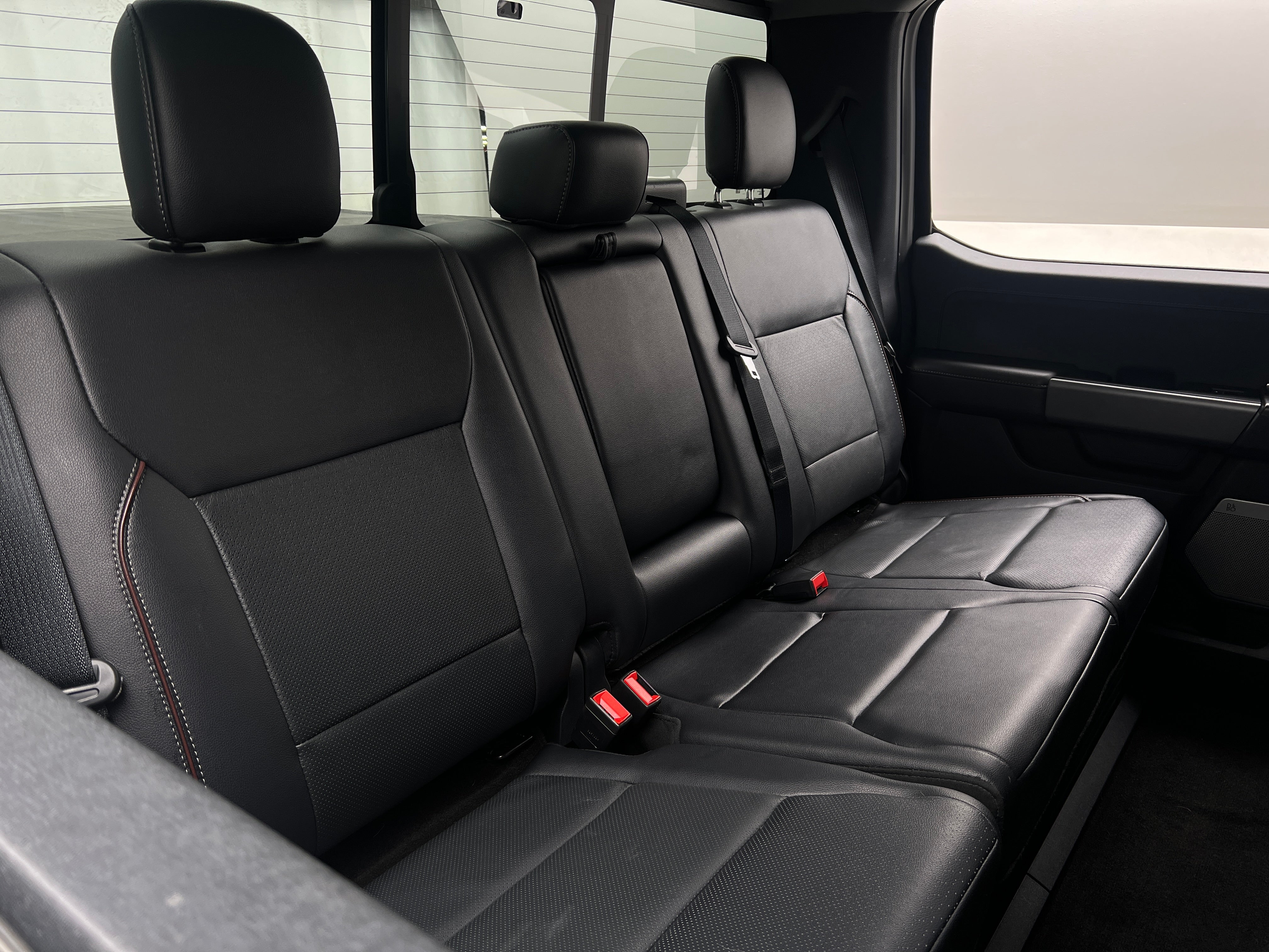 2022 Ford Econoline E-150 5