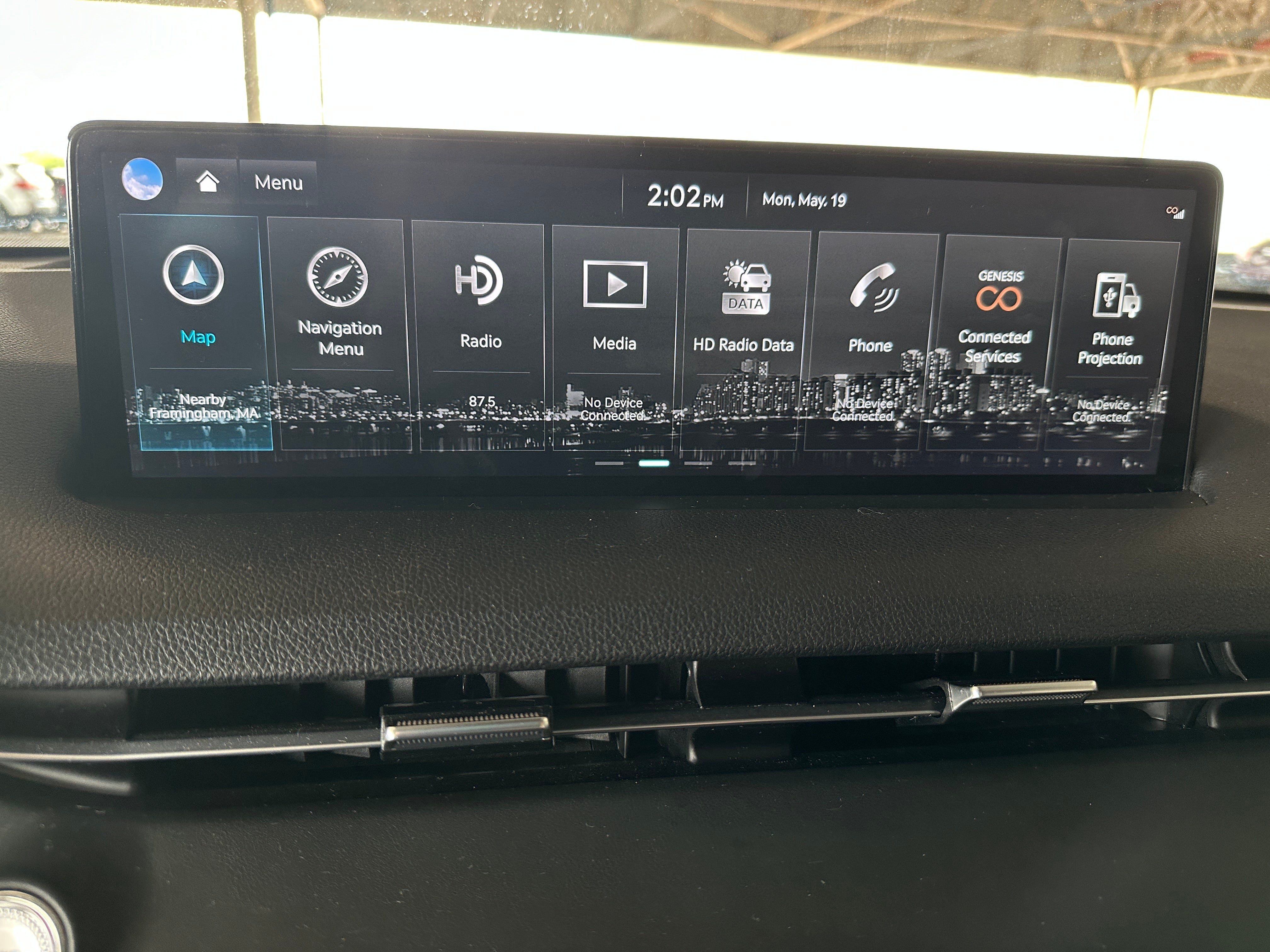 2024 Genesis GV70 Standard 3