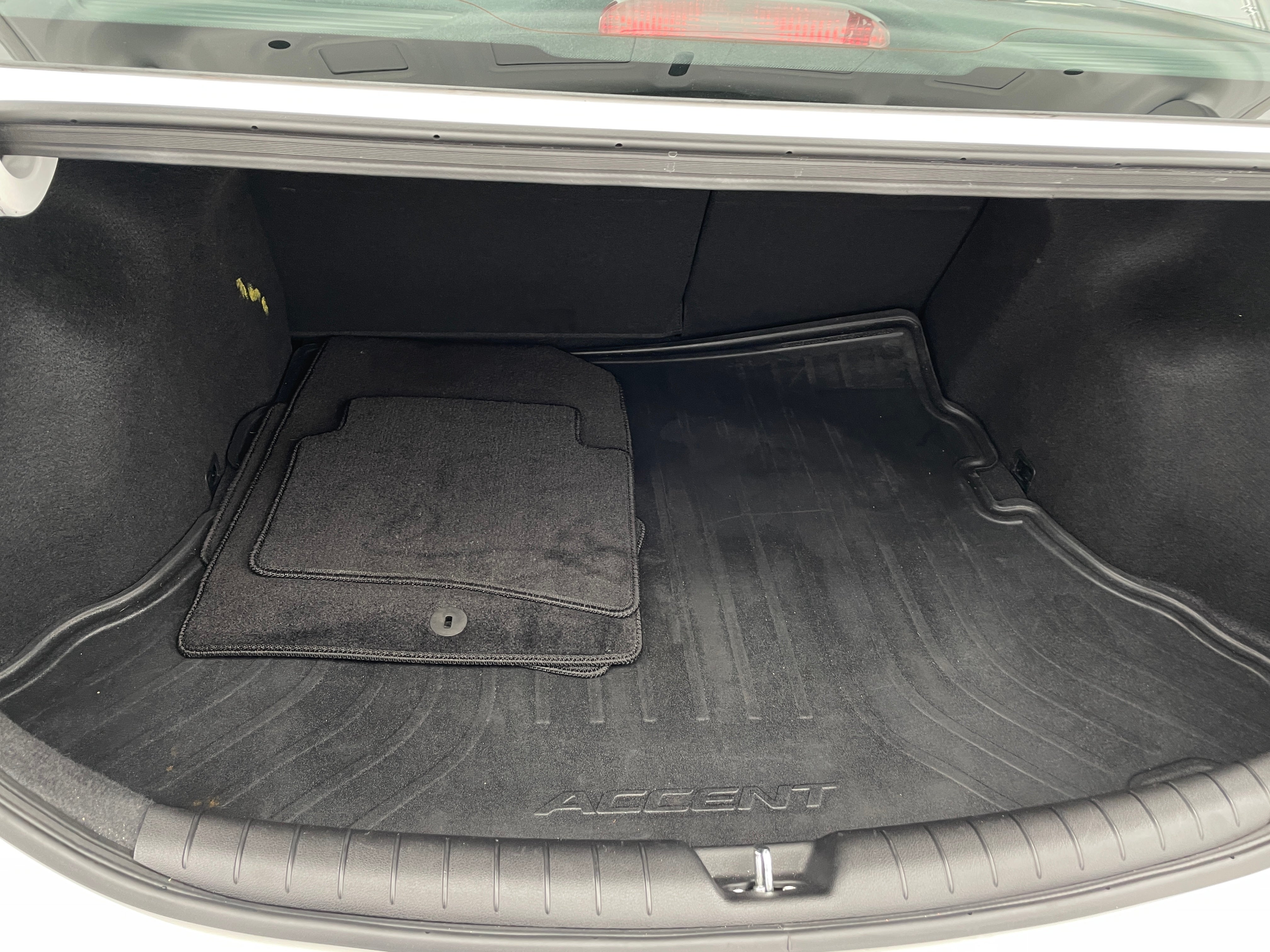 2022 Hyundai Accent SE 7