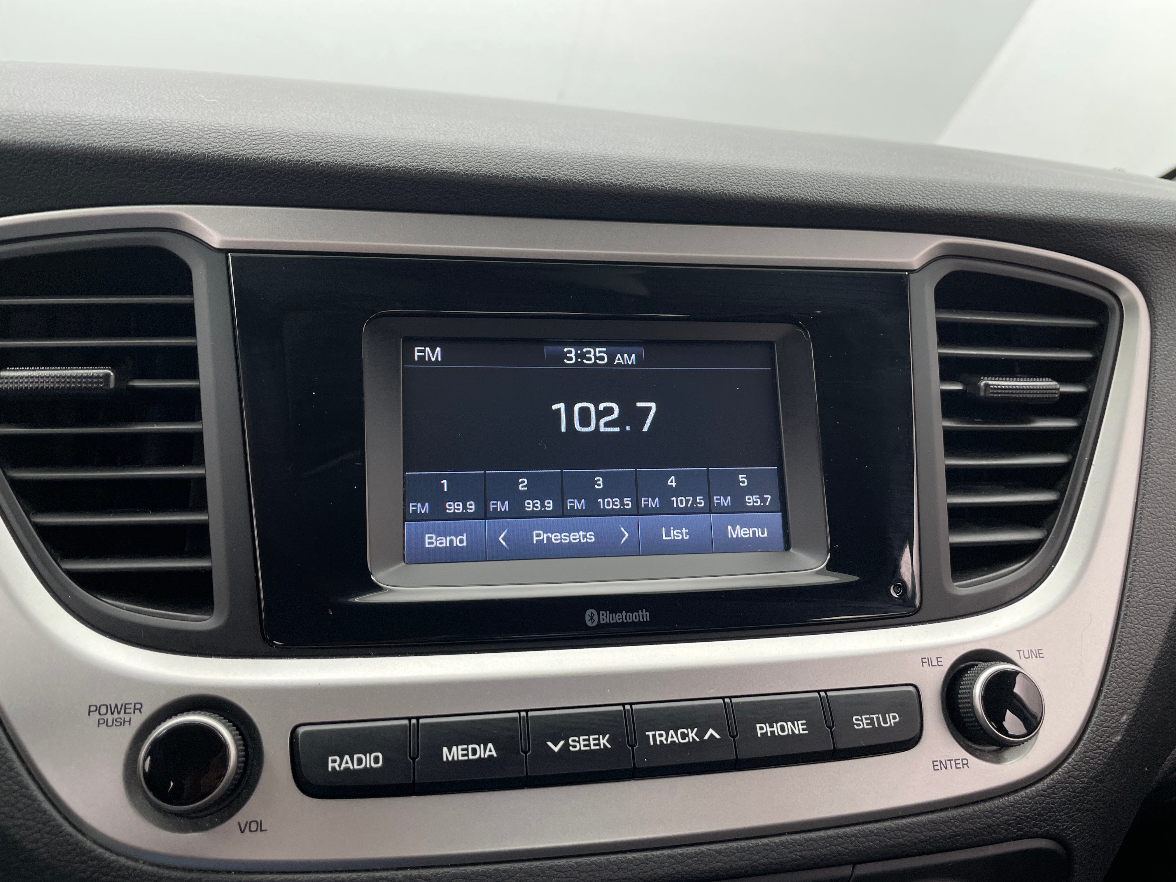 2022 Hyundai Accent SE 4