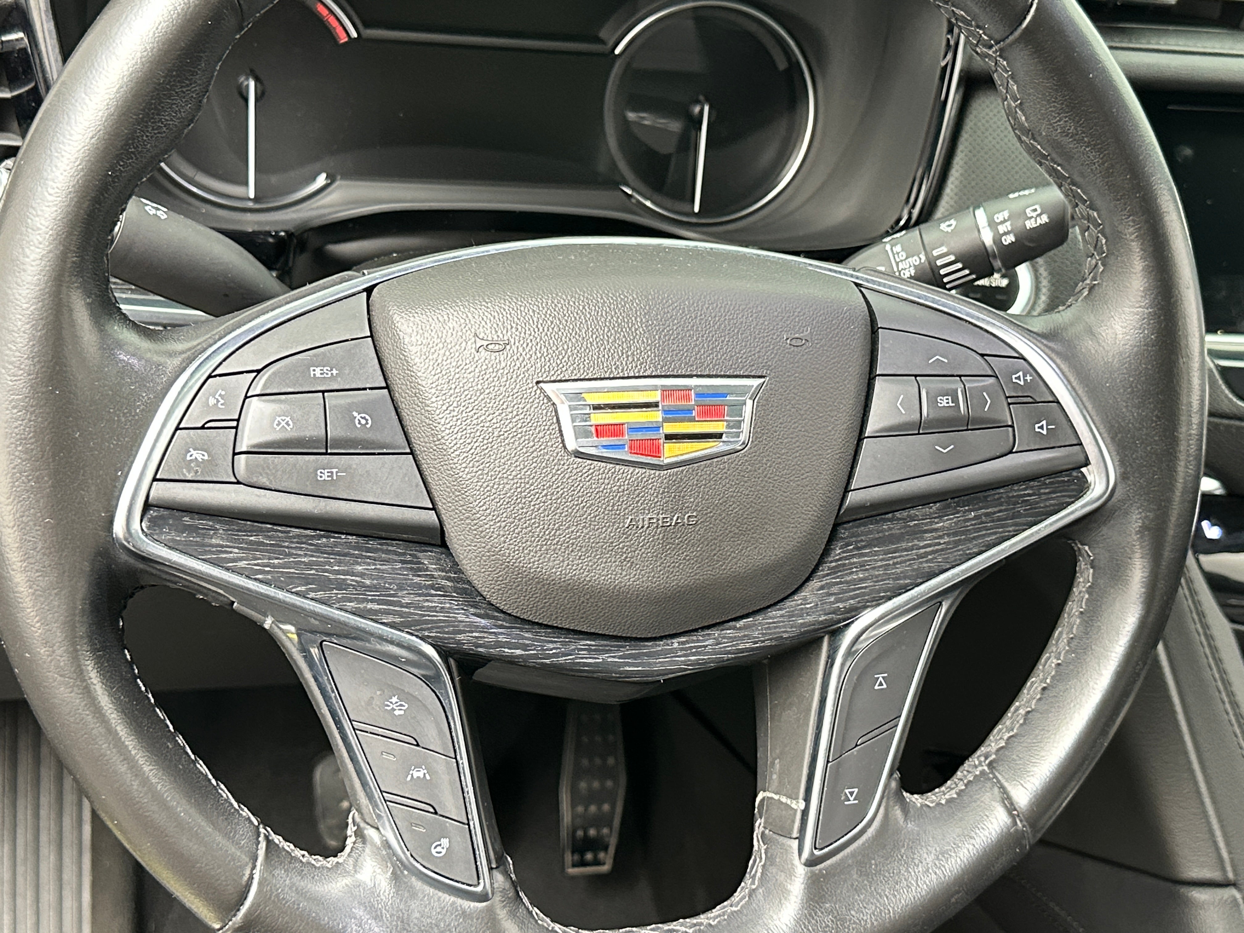 2020 Cadillac XT5 Premium Luxury 4