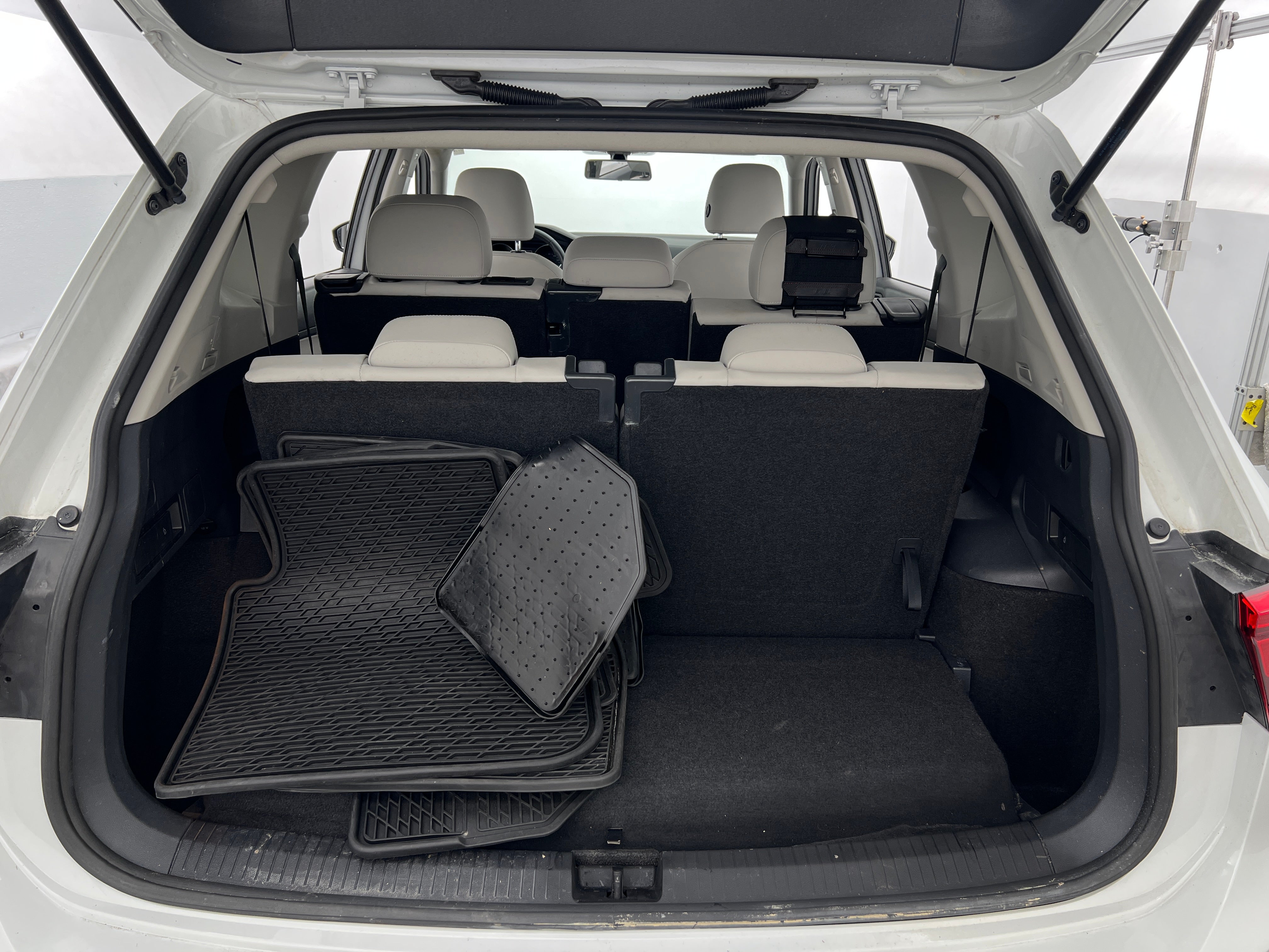 2020 Volkswagen Tiguan SE 6