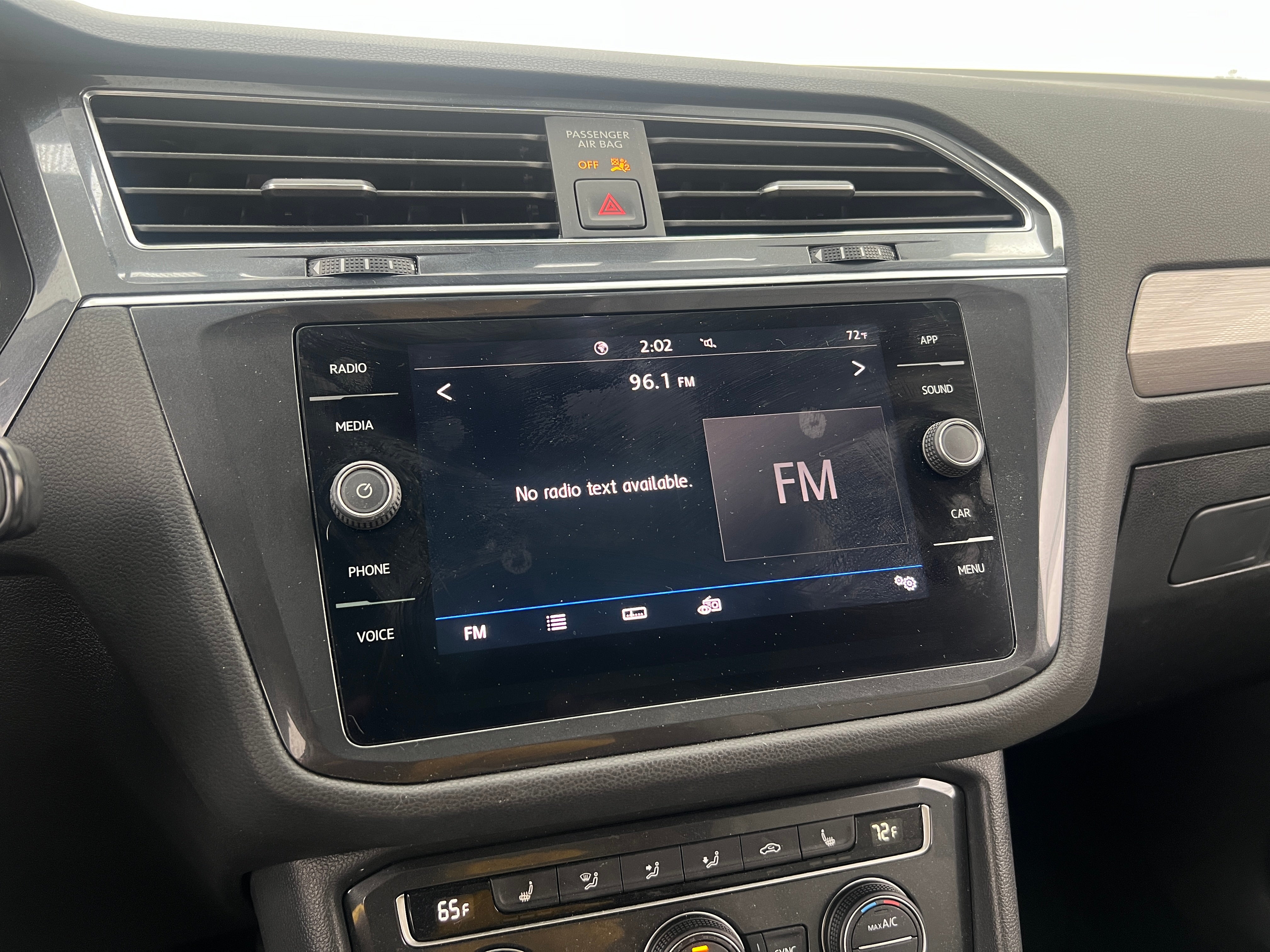 2020 Volkswagen Tiguan SE 3