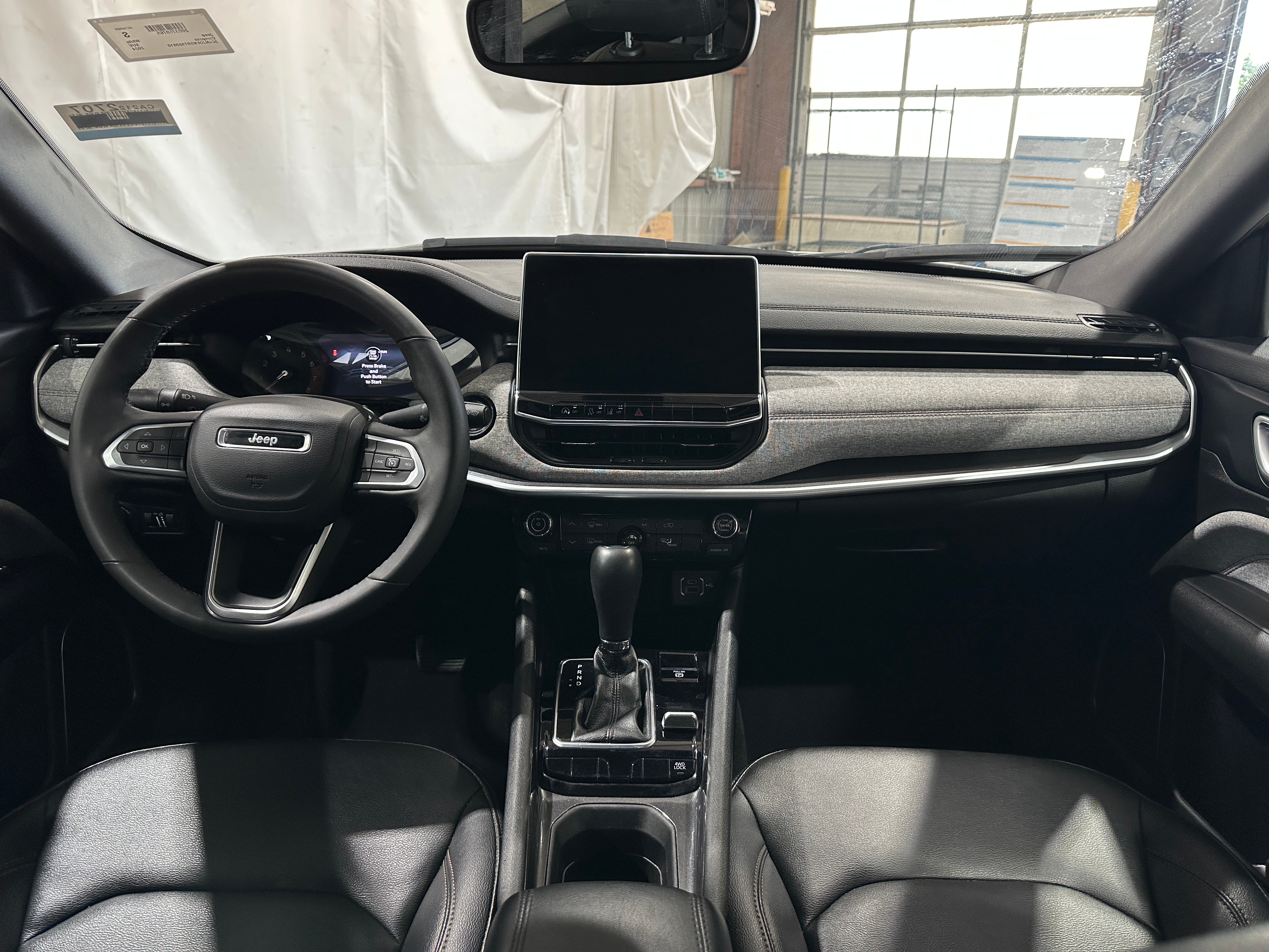 2024 Jeep Compass Latitude 2