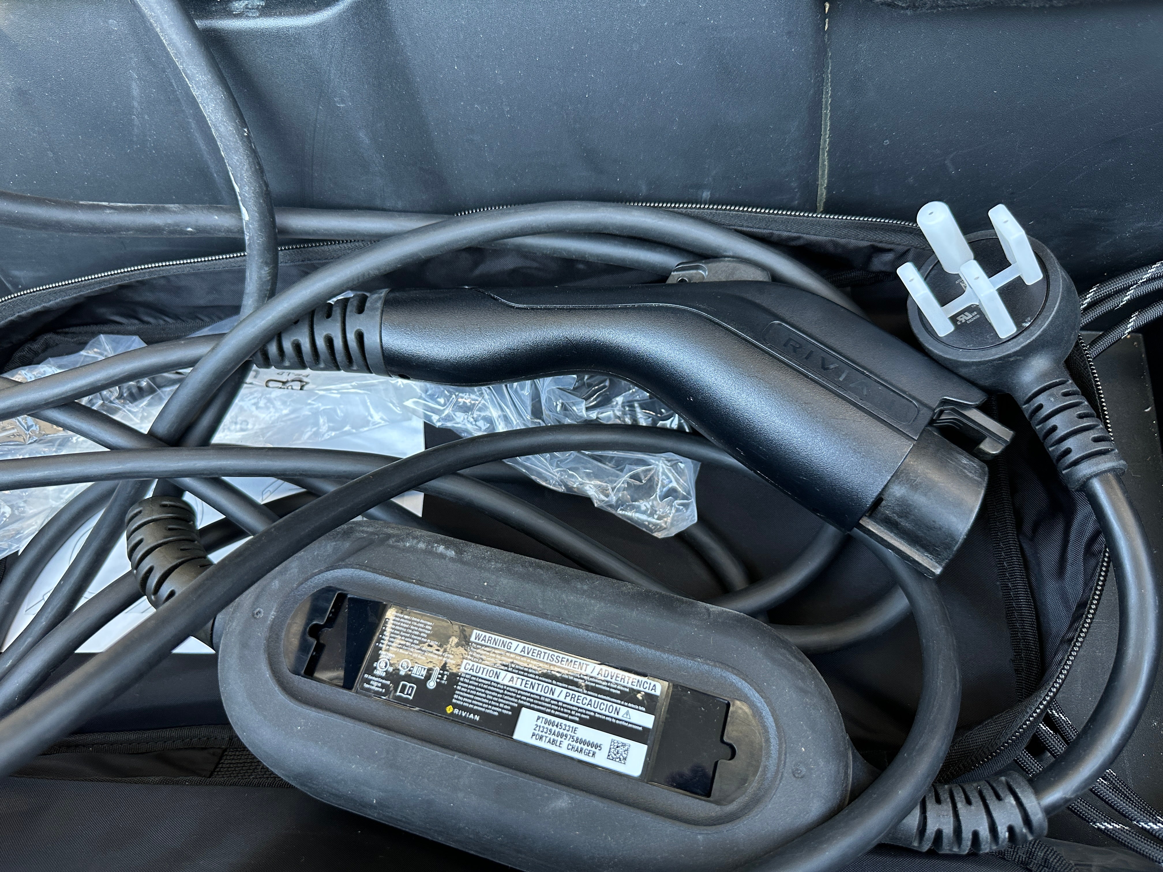 Used 2022 Rivian R1T Adventure with VIN 7FCTGAAA2NN006506 for sale in Auburn, WA