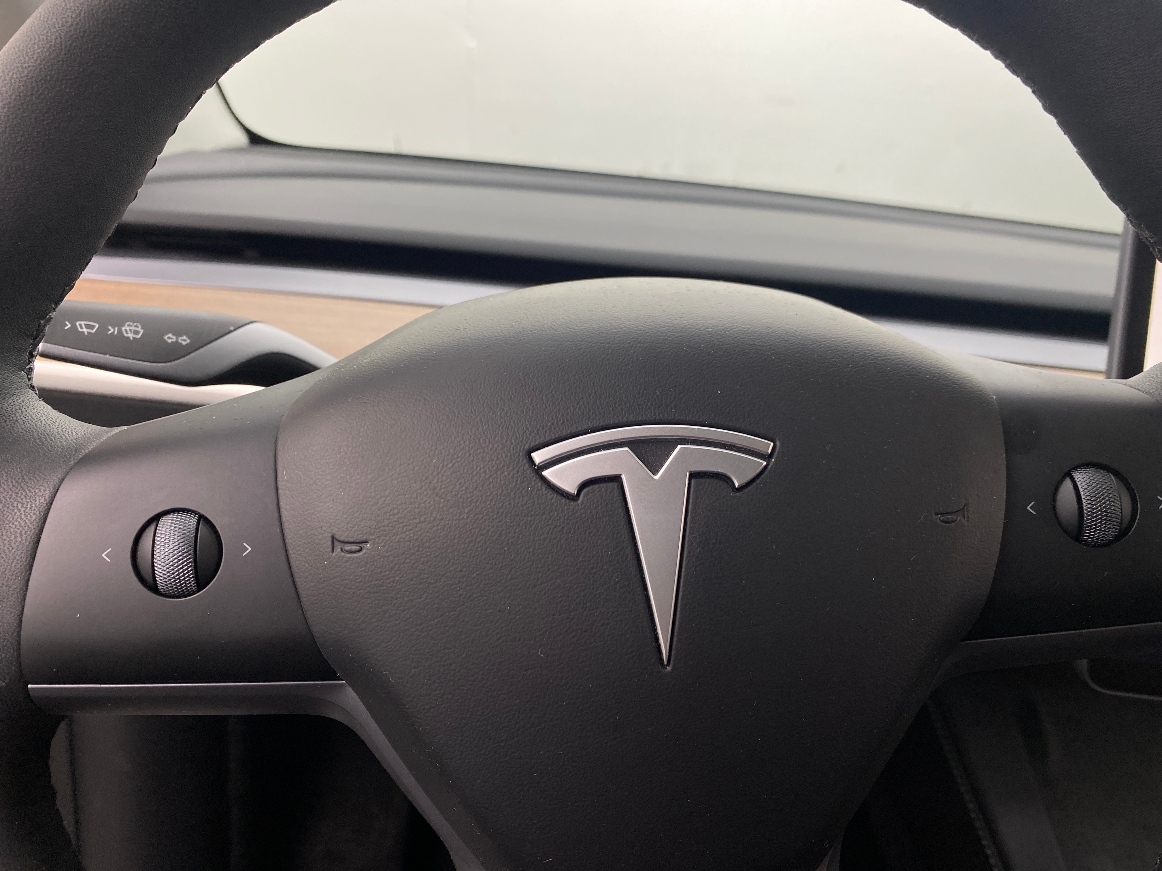 2024 Tesla Model Y Long Range 4