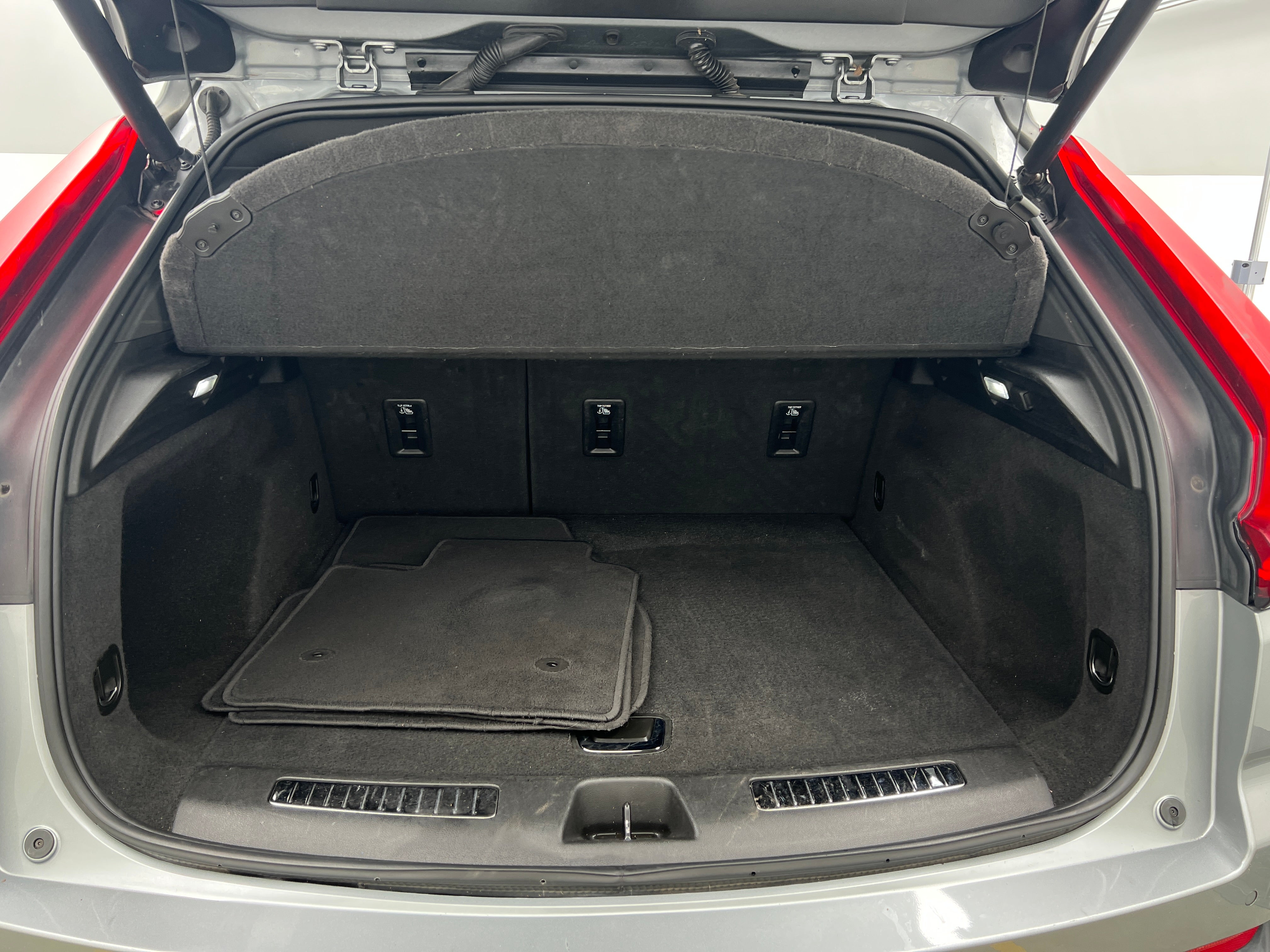 2023 Cadillac XT4 Premium Luxury 6
