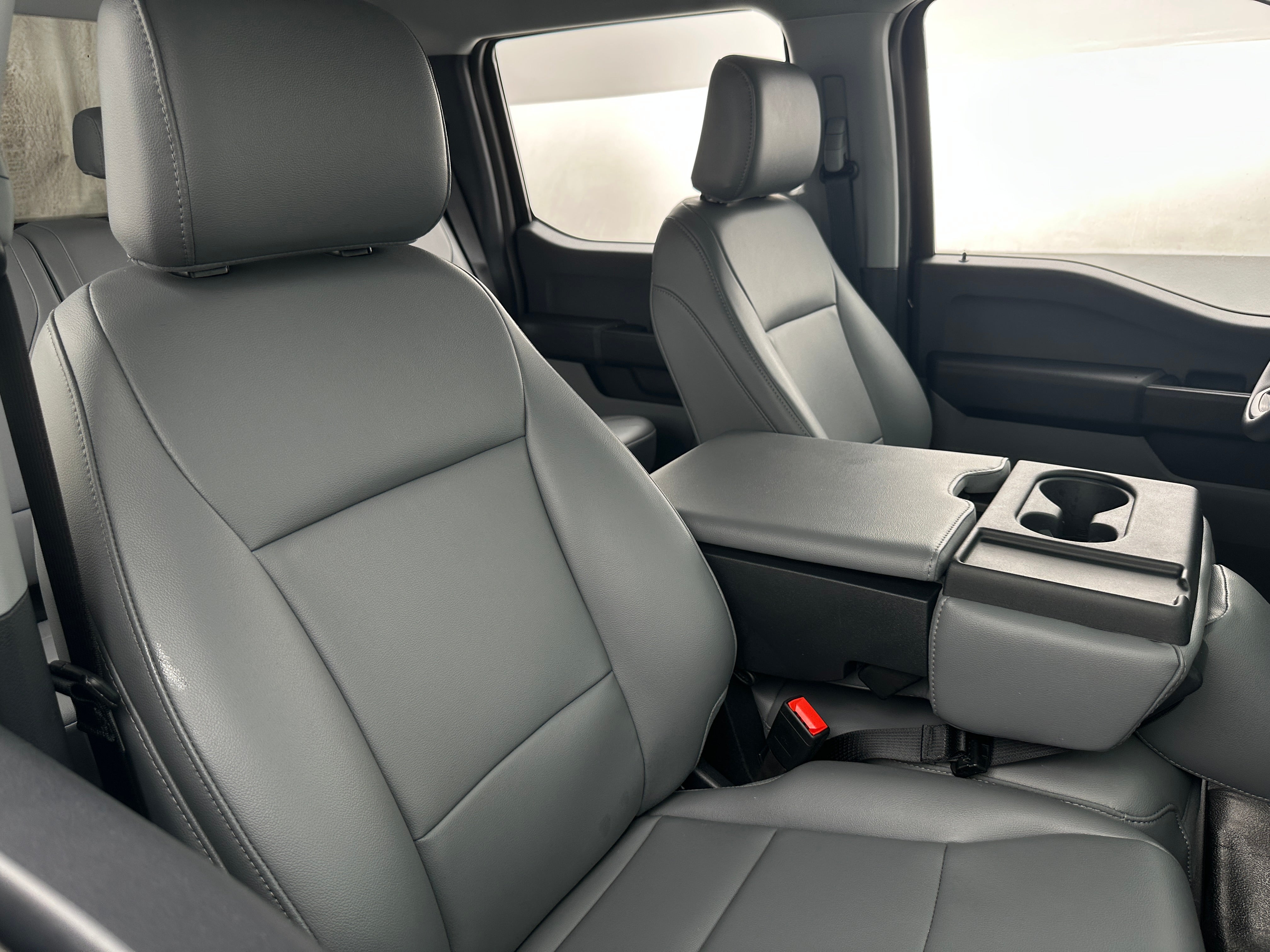 2024 Ford Econoline E-350 2