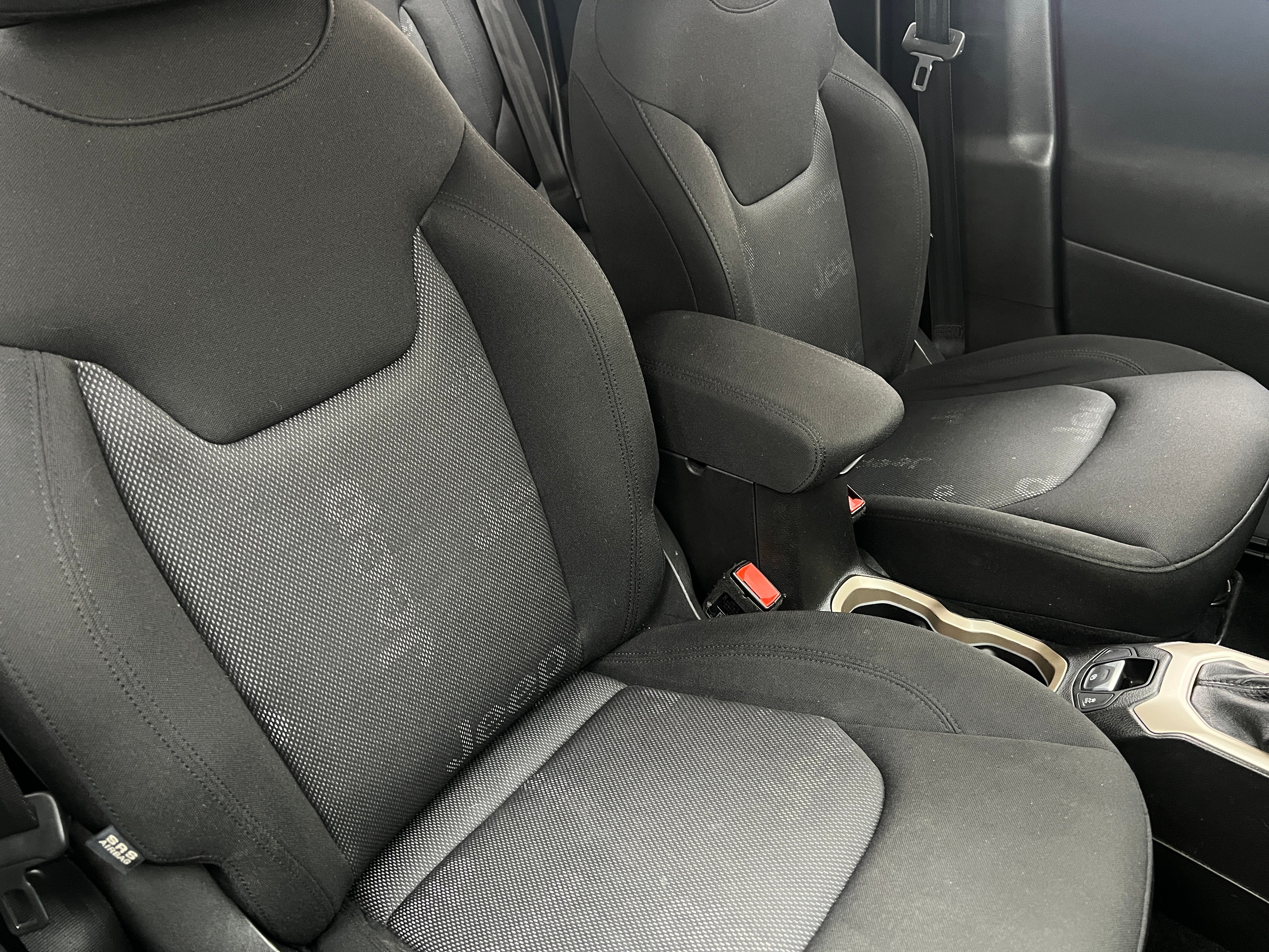 2015 Jeep Renegade Latitude 2