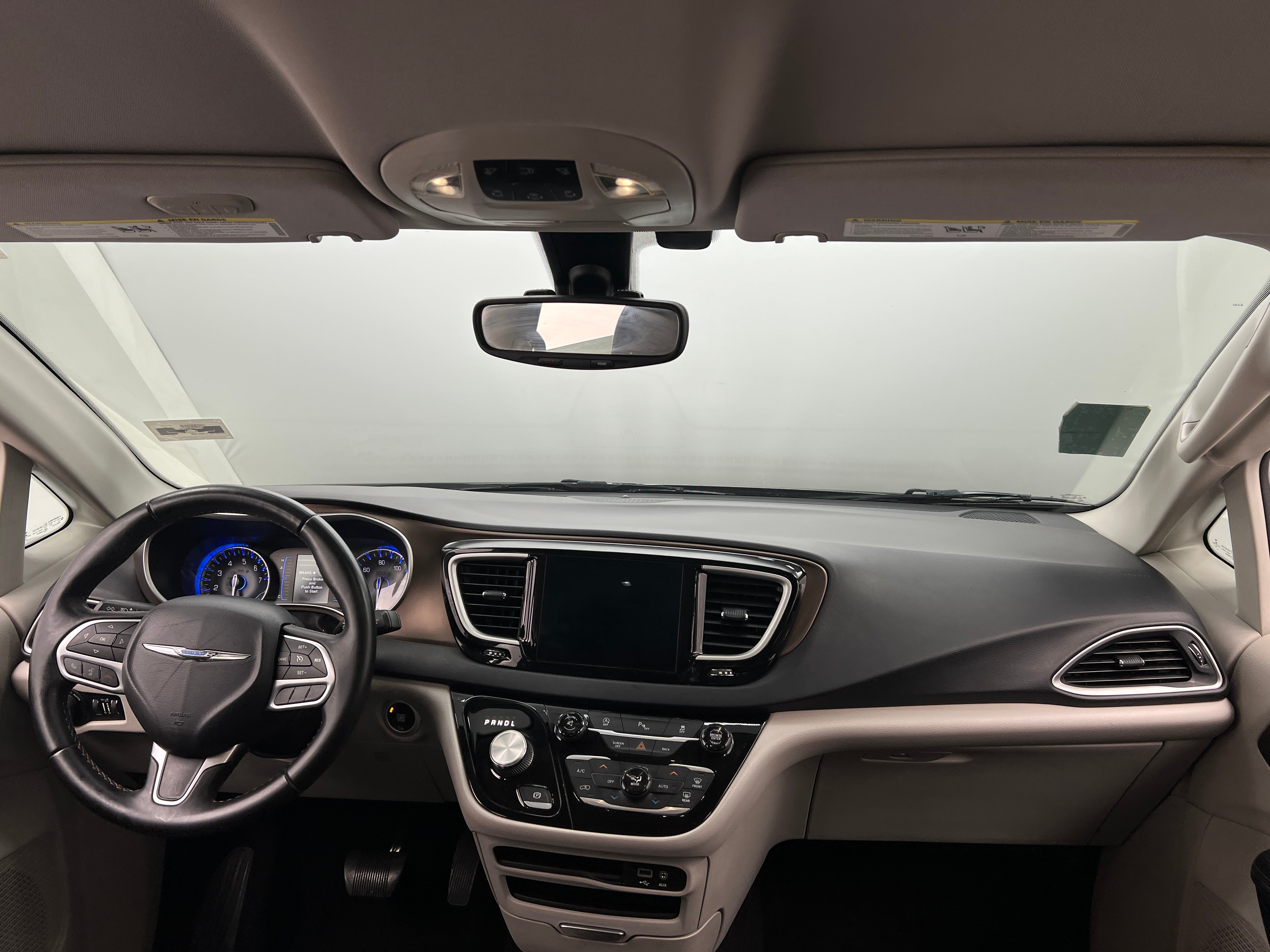 2017 Chrysler Pacifica Touring L 2