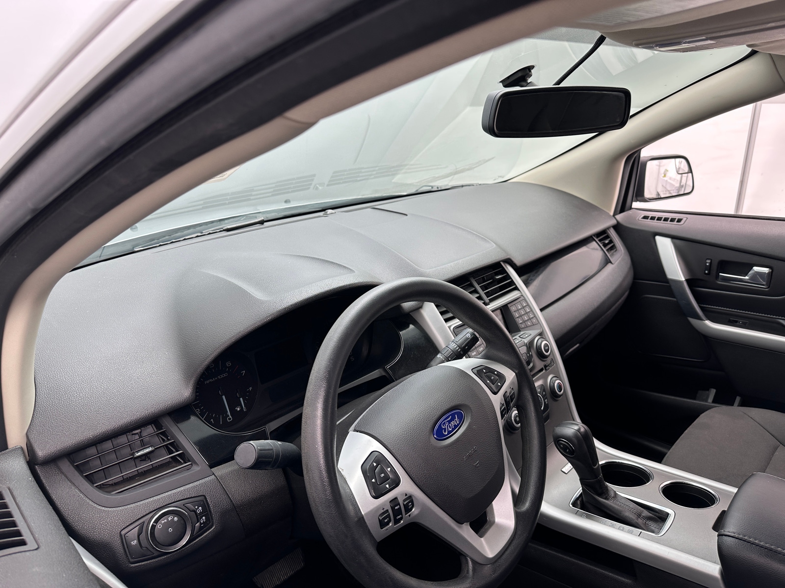 Thumbnail: 2014 Ford Edge - 3