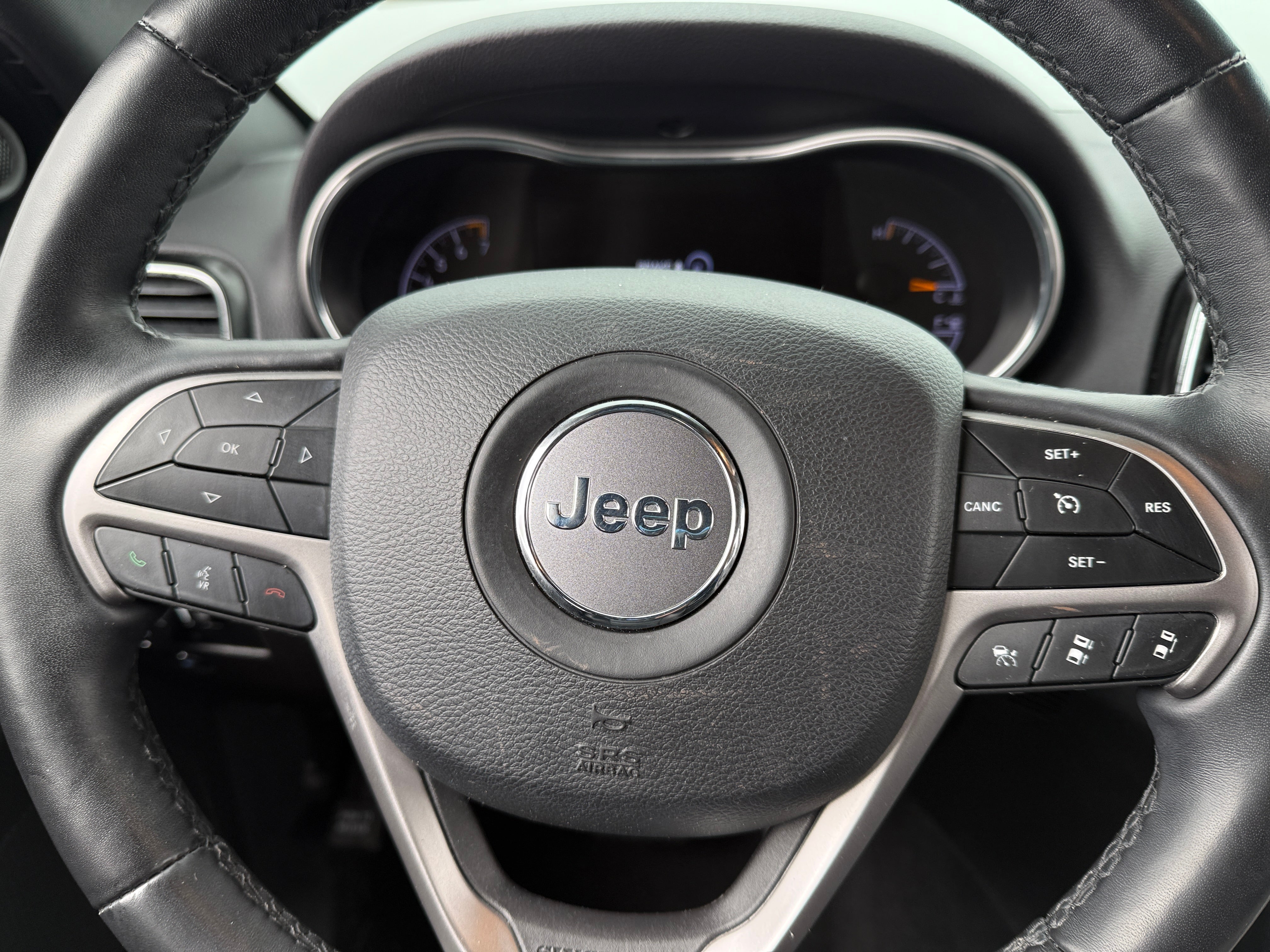 2021 Jeep Grand Cherokee Limited Edition 4