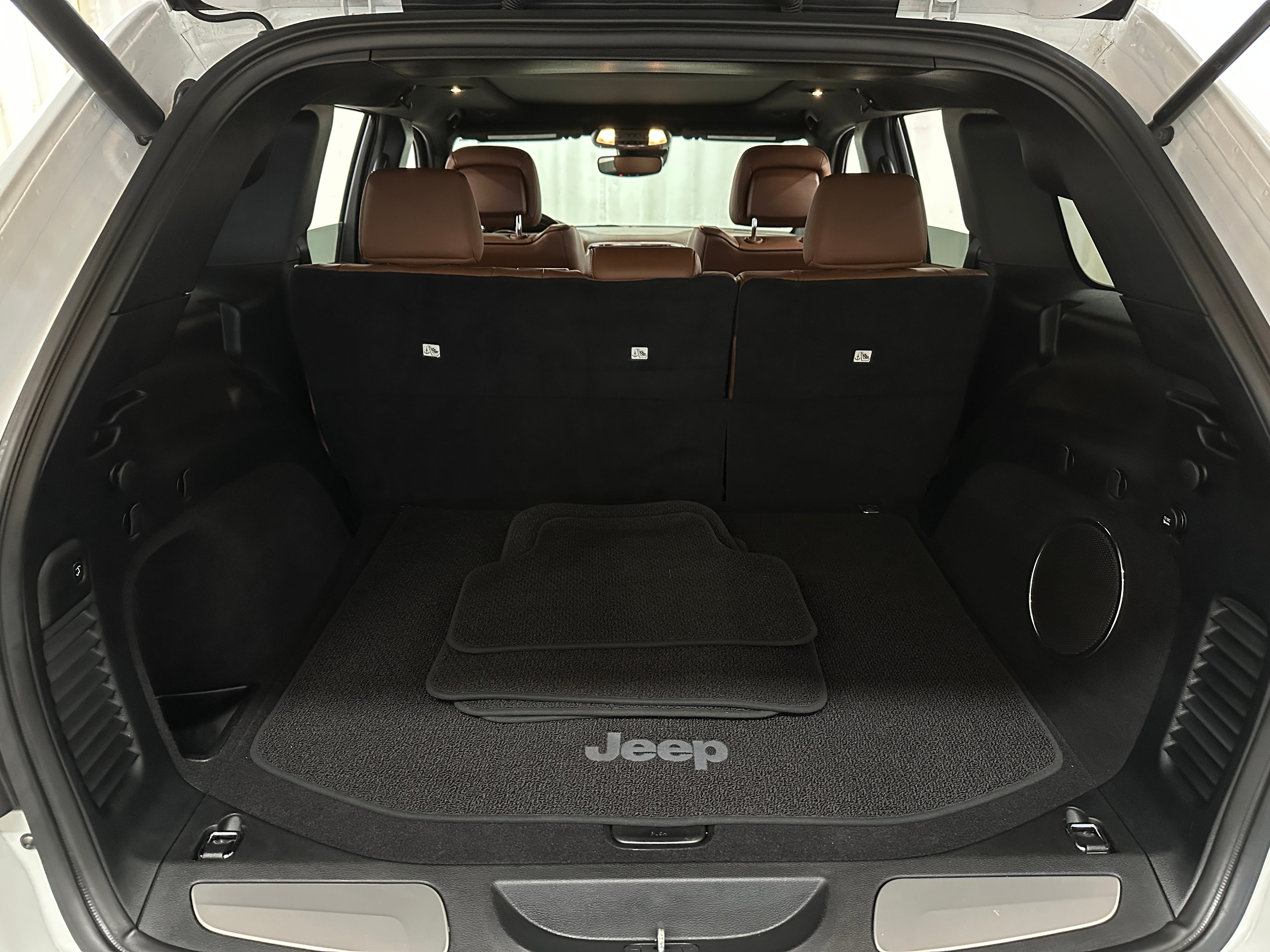 2018 Jeep Grand Cherokee Summit 6