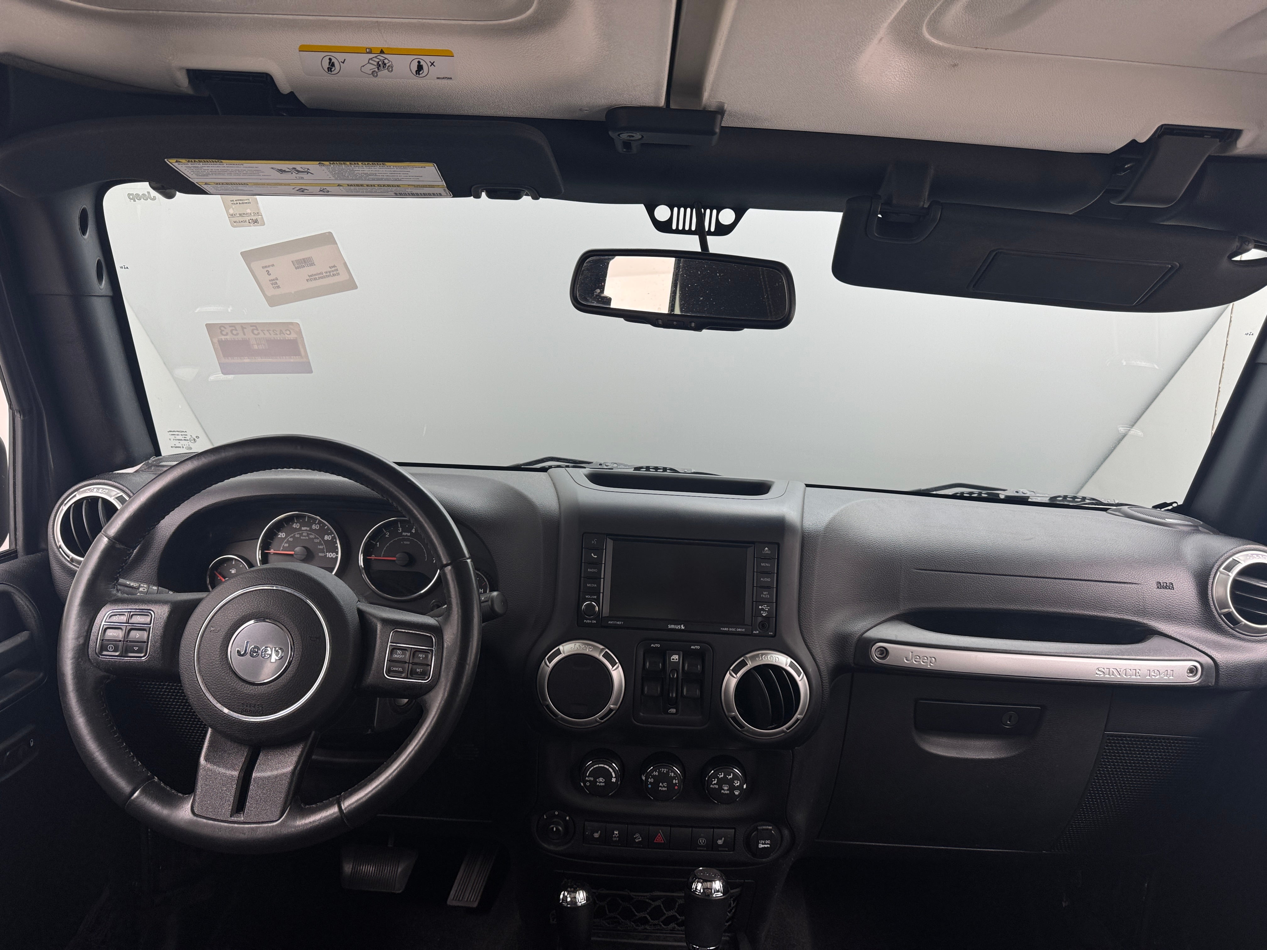 2017 Jeep Wrangler Unlimited Sahara 3