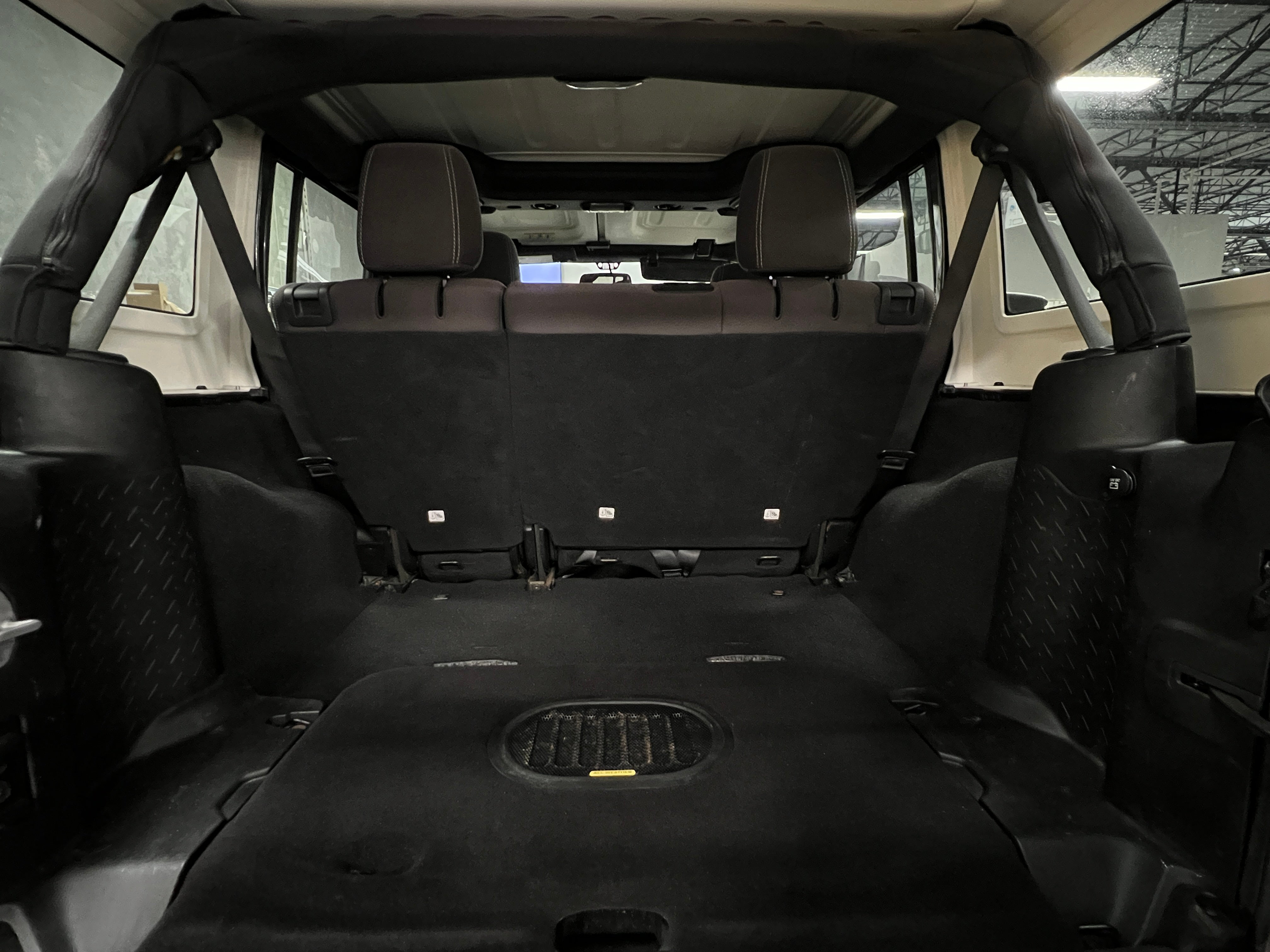 2017 Jeep Wrangler Unlimited Sahara 7