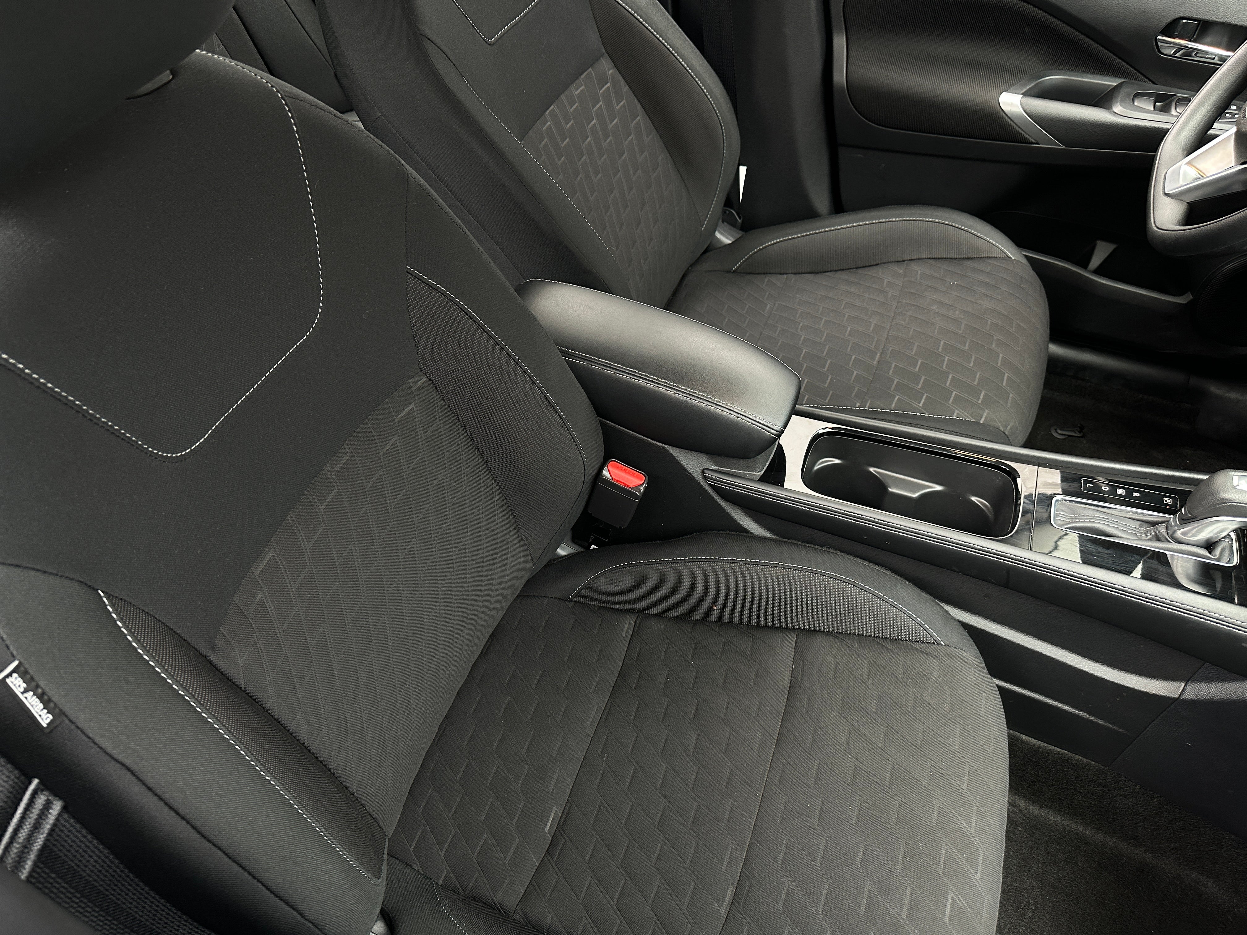 2024 Nissan Kicks SV 2