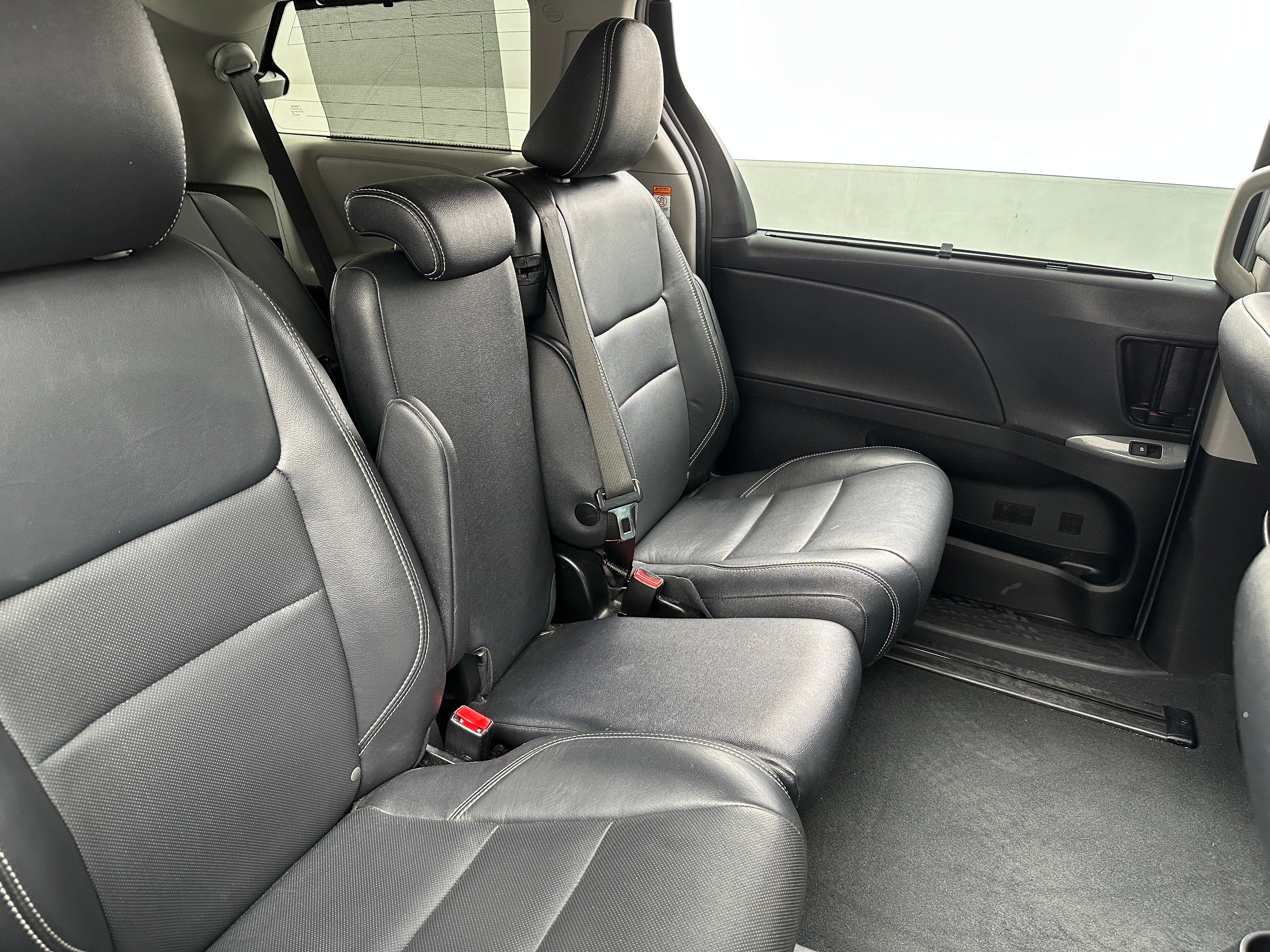 2019 Toyota Sienna SE 5