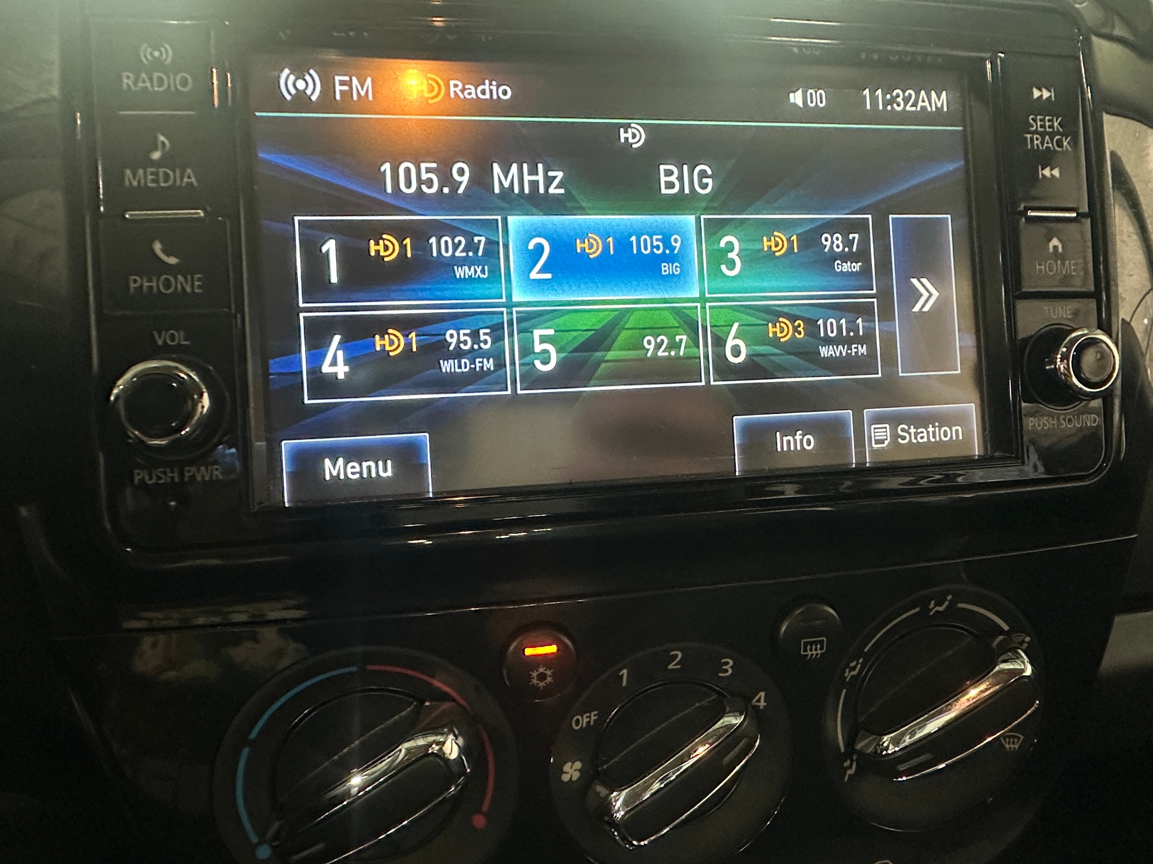 2019 Mitsubishi Mirage ES 4