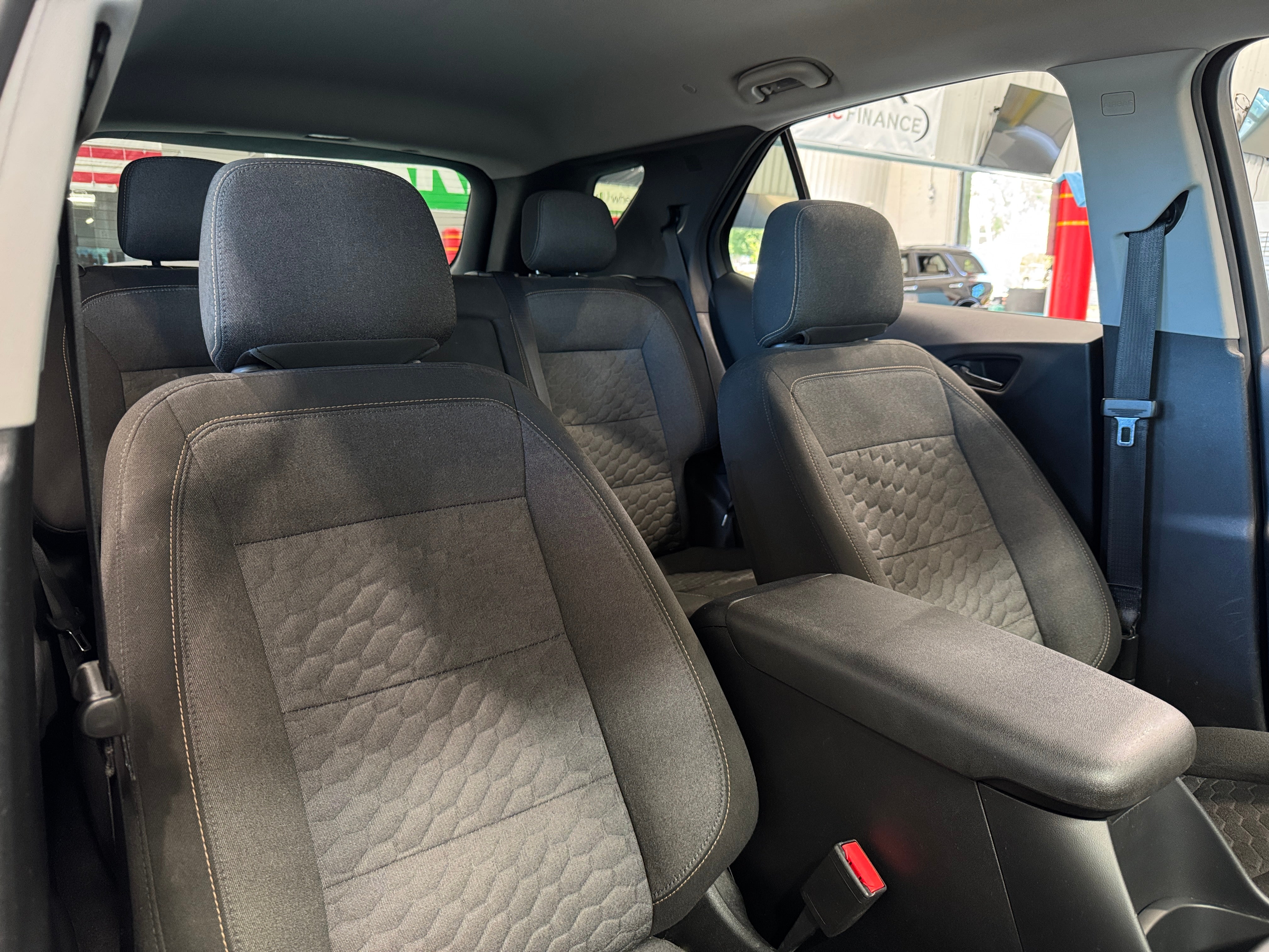 2019 Chevrolet Equinox LT 2