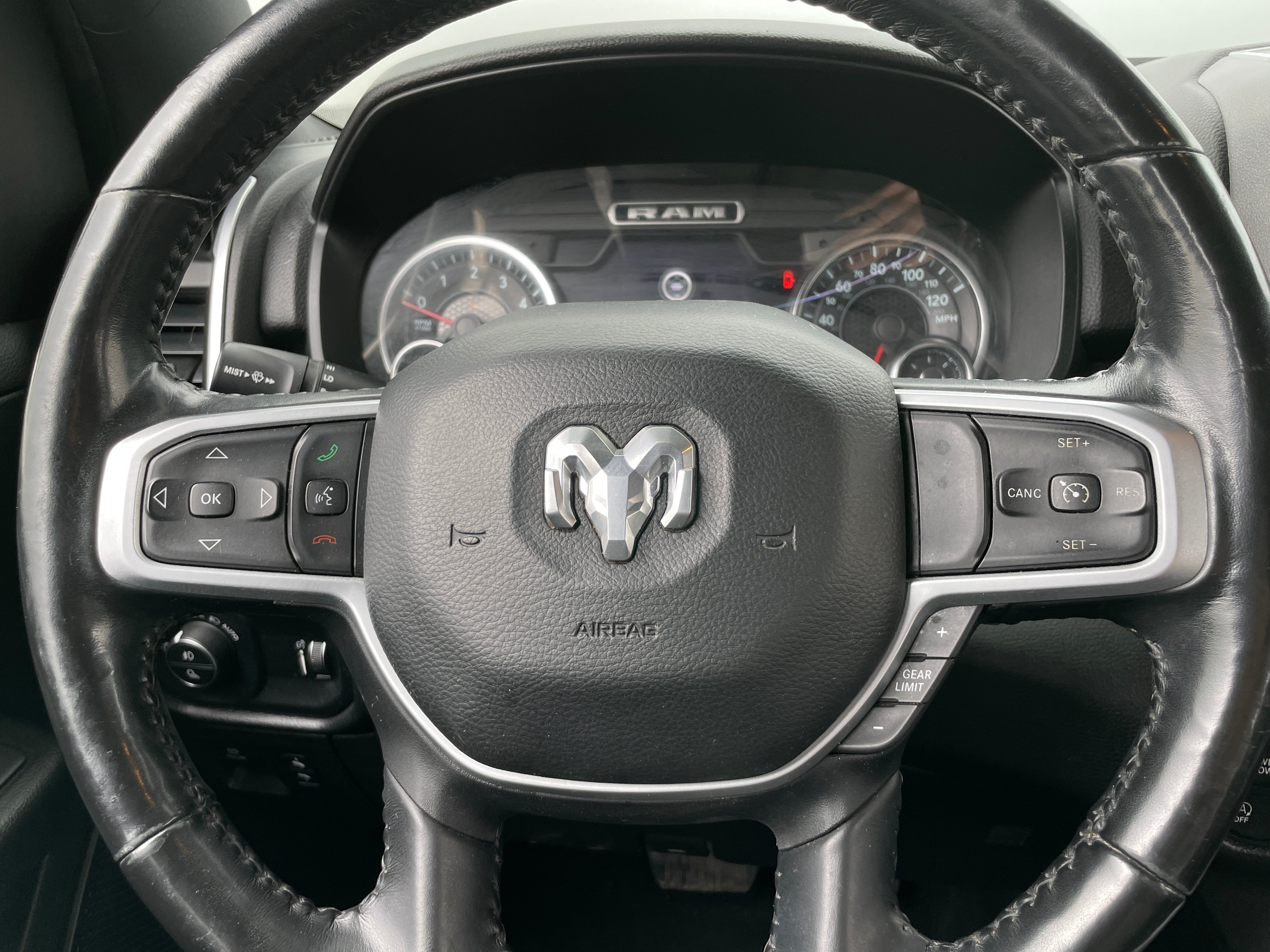 2020 RAM 1500 Big Horn 5