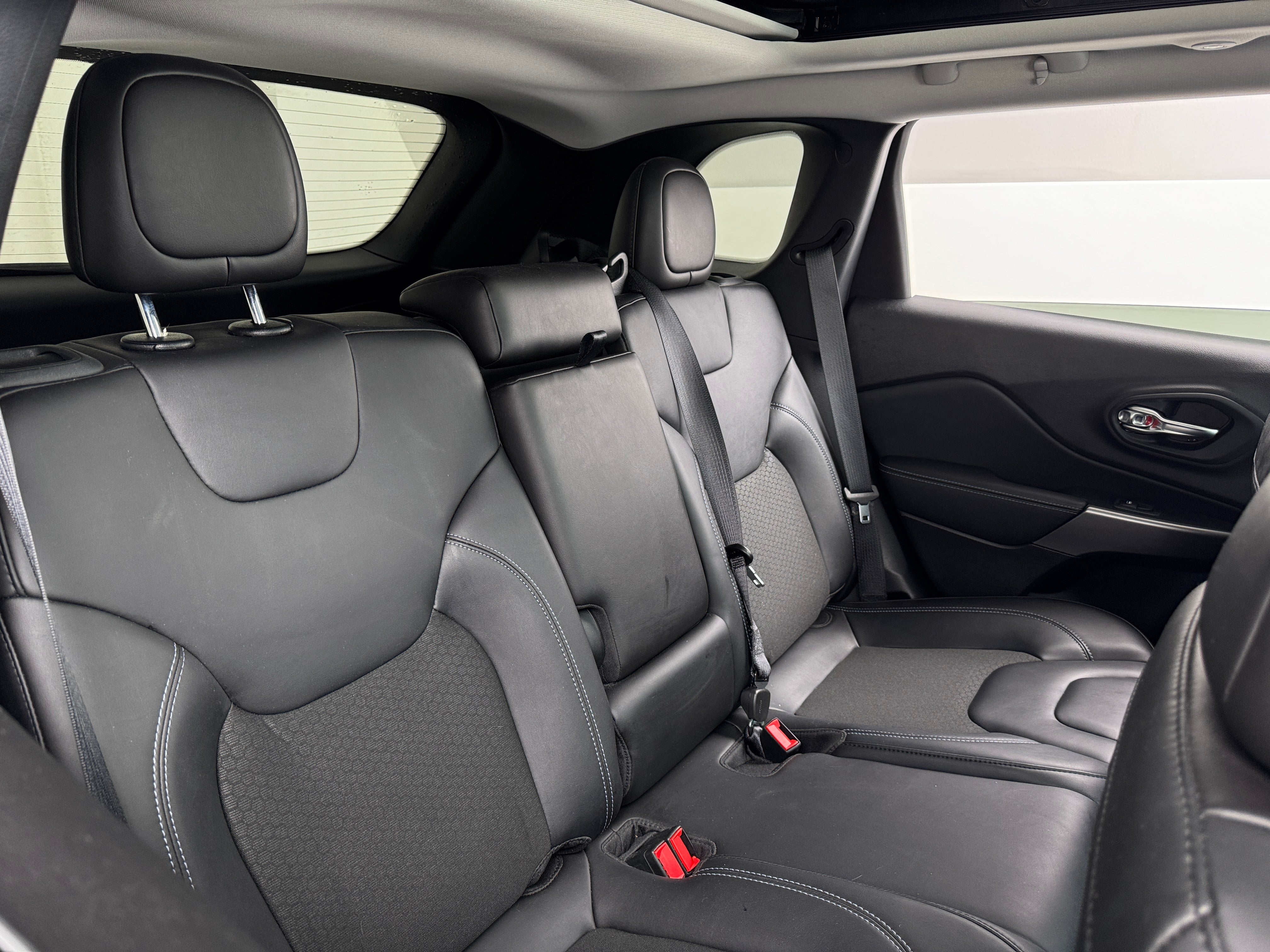 2021 Jeep Cherokee Latitude 6