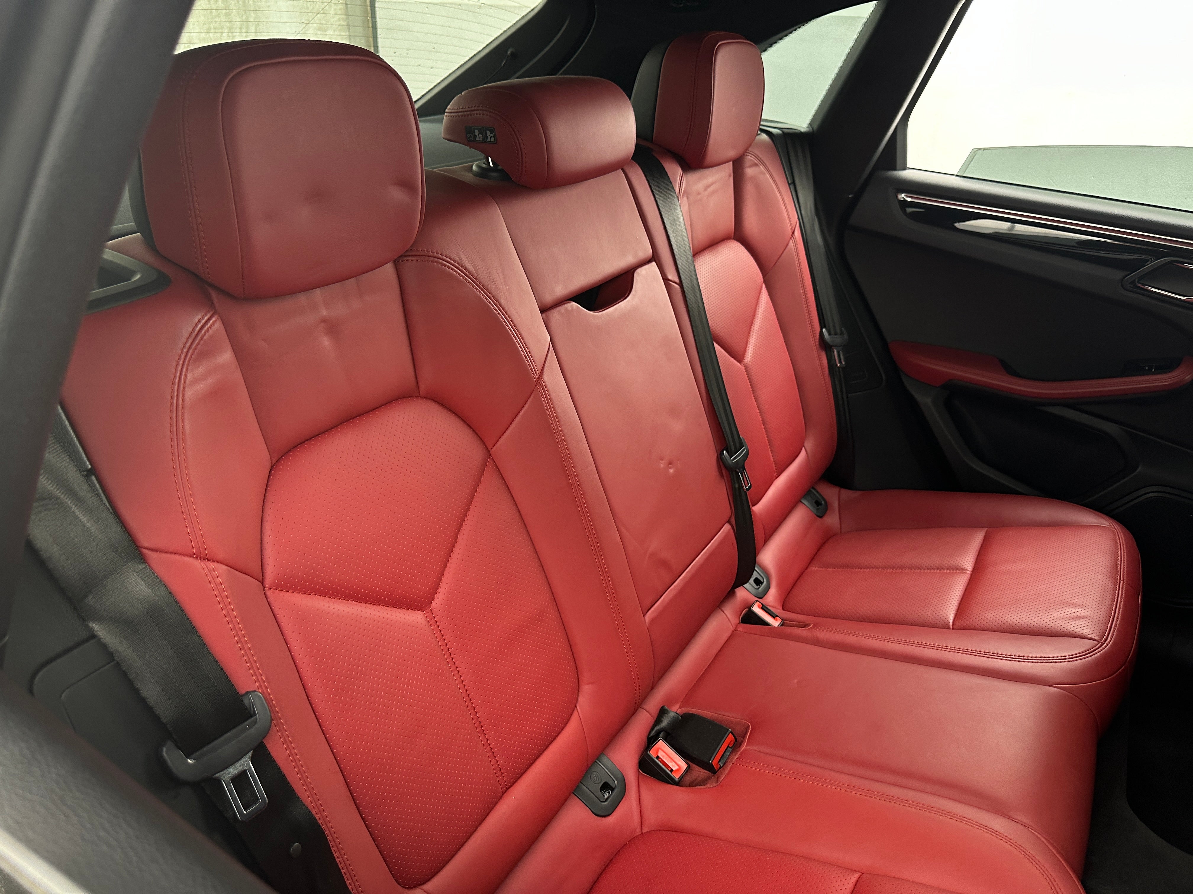 2015 Porsche Macan S 5