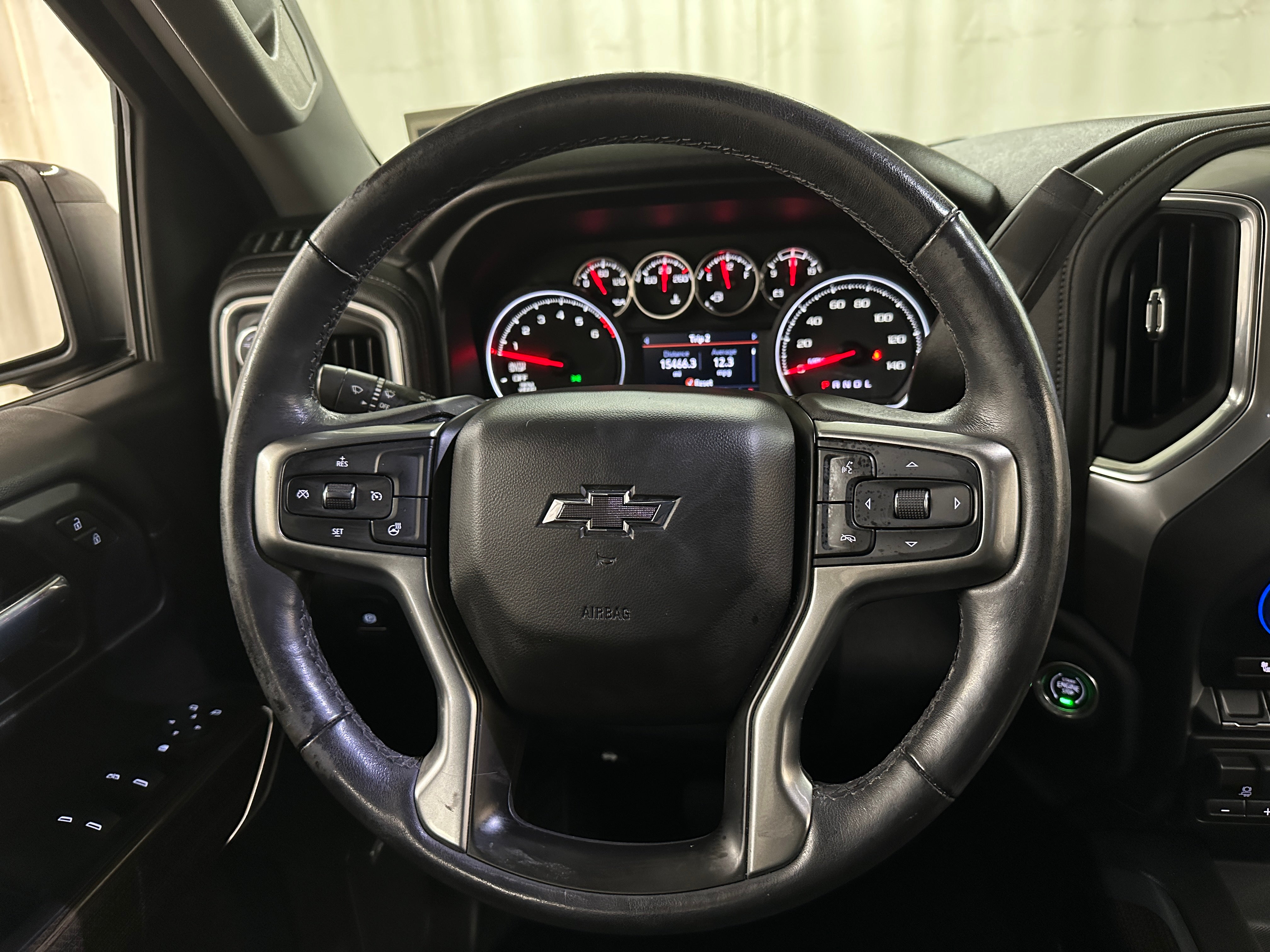 2020 Chevrolet Silverado 1500  4