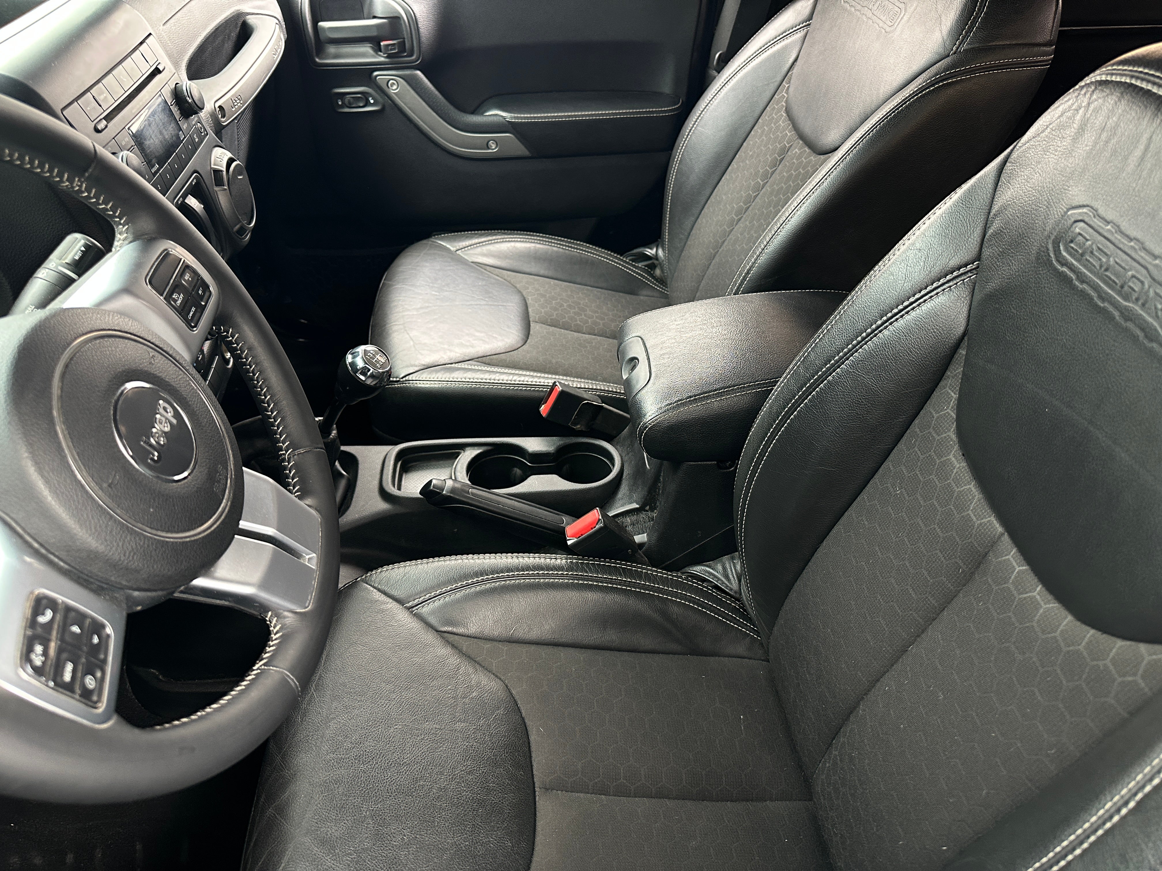 2016 Jeep Wrangler Freedom Edition 2