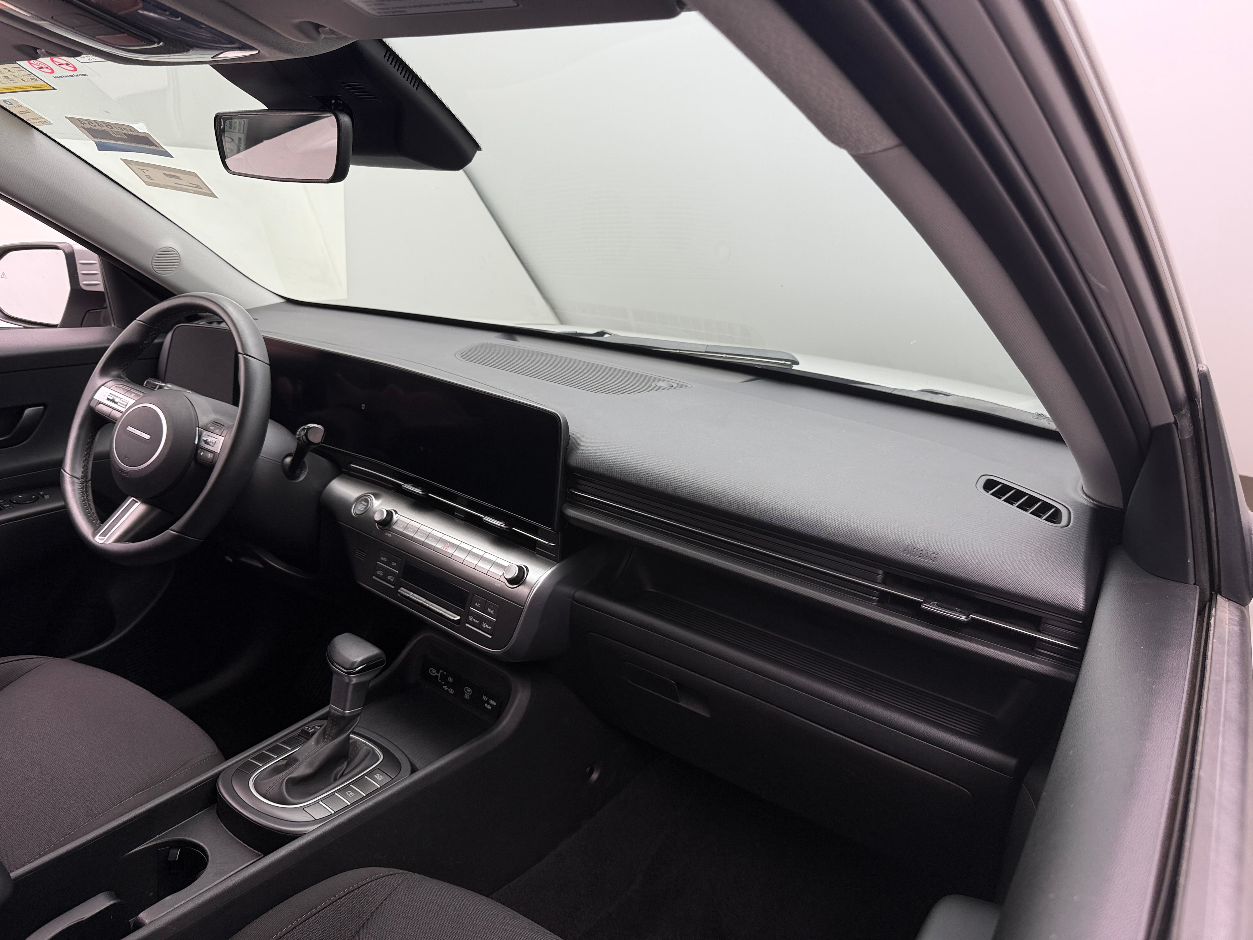 2024 Hyundai Kona SEL 3