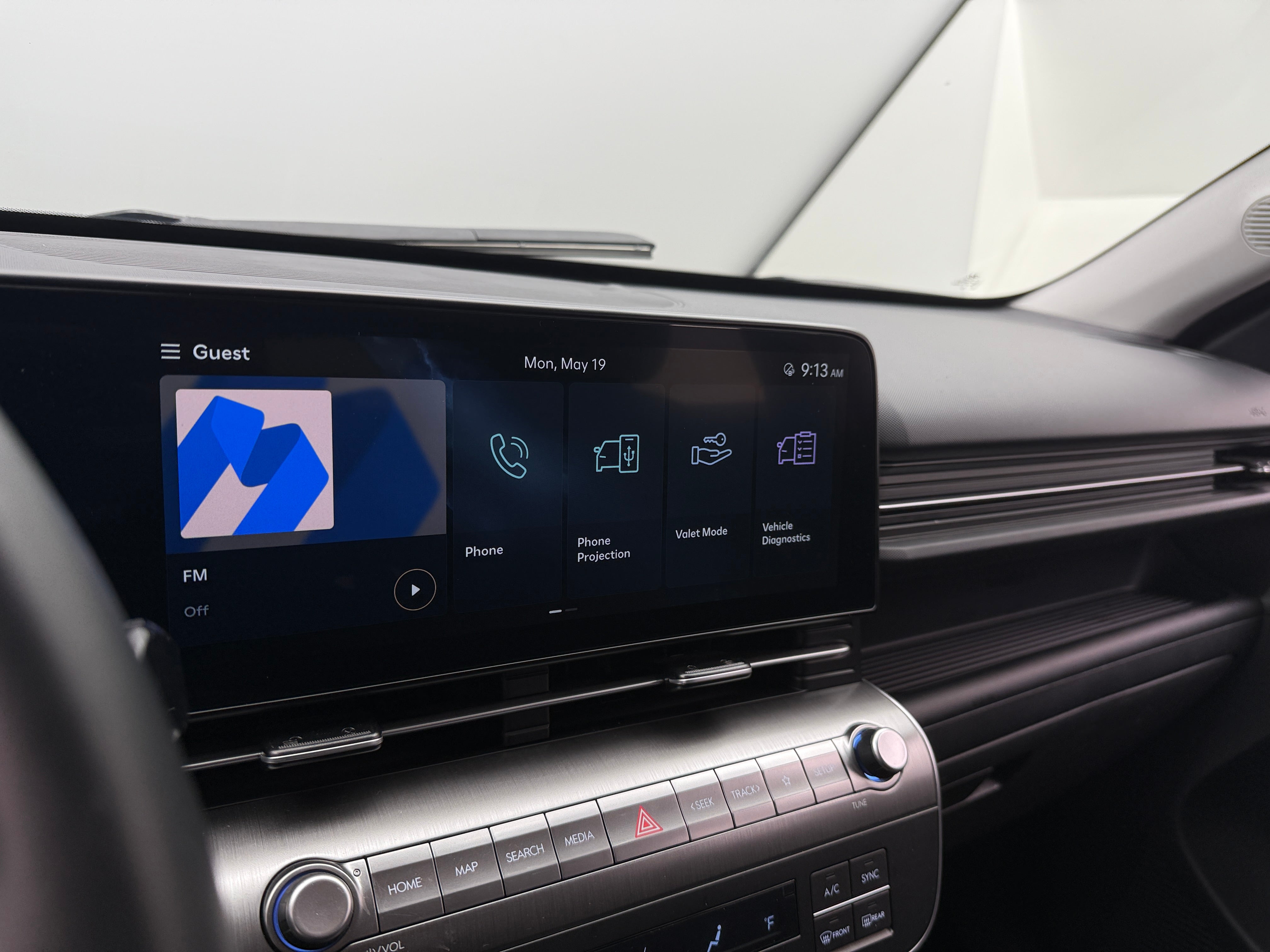 2024 Hyundai Kona SEL 4