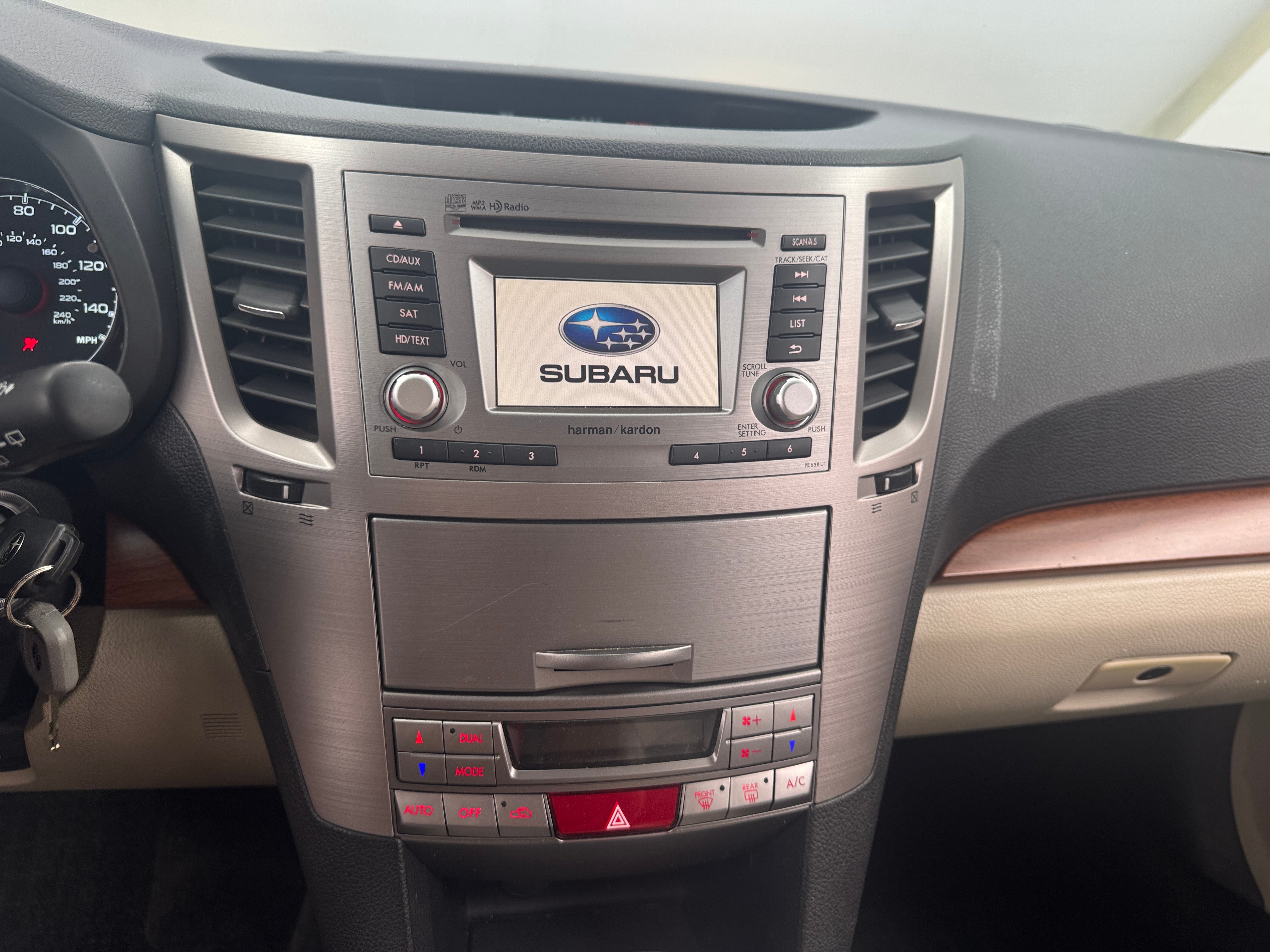 2013 Subaru Outback 2.5i Limited 3
