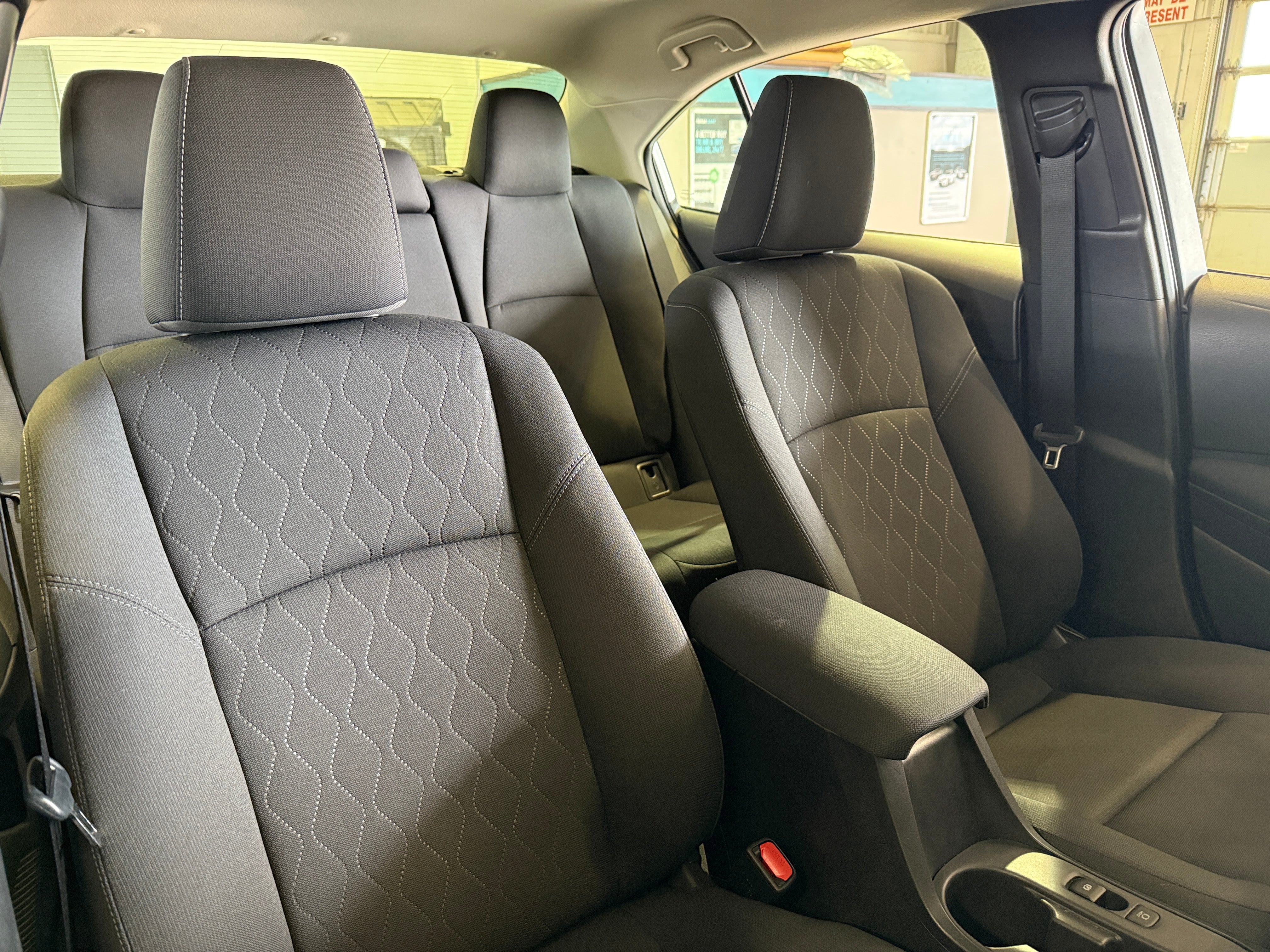 2024 Toyota Corolla LE 2