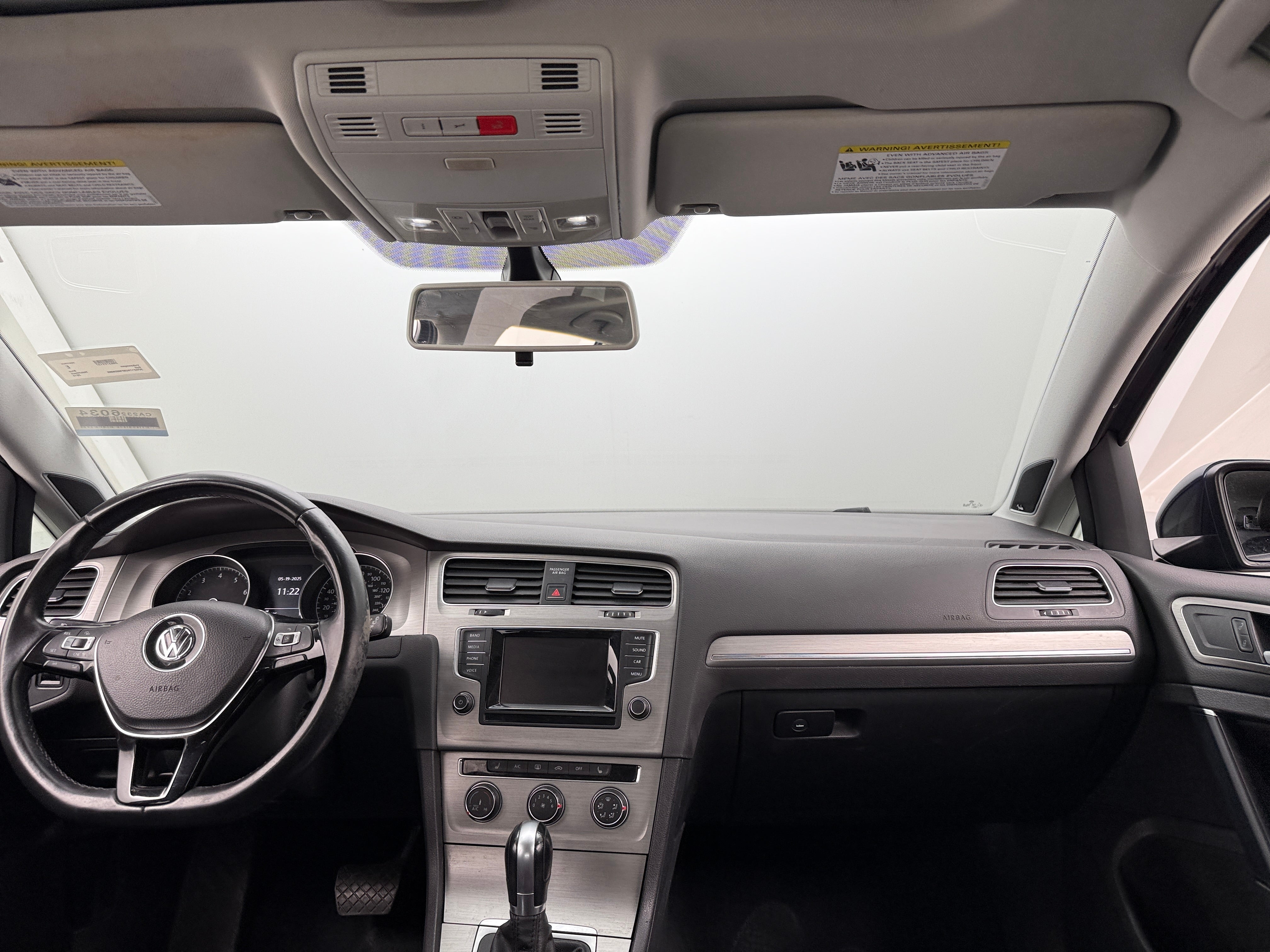 2015 Volkswagen Golf SE 2