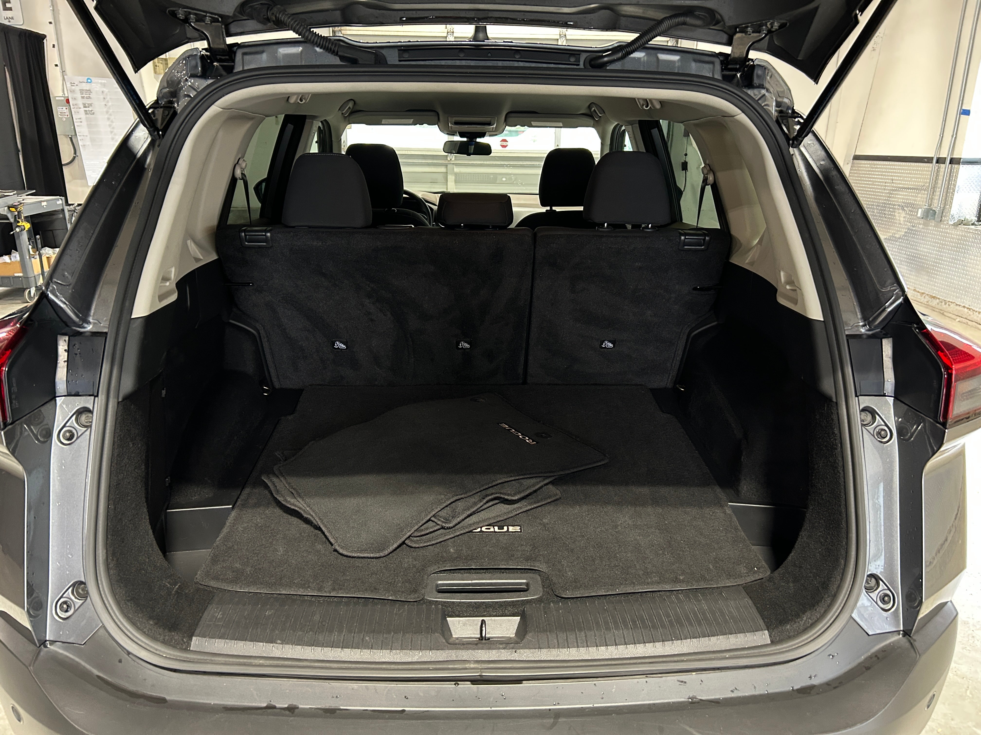 2023 Nissan Rogue S 7