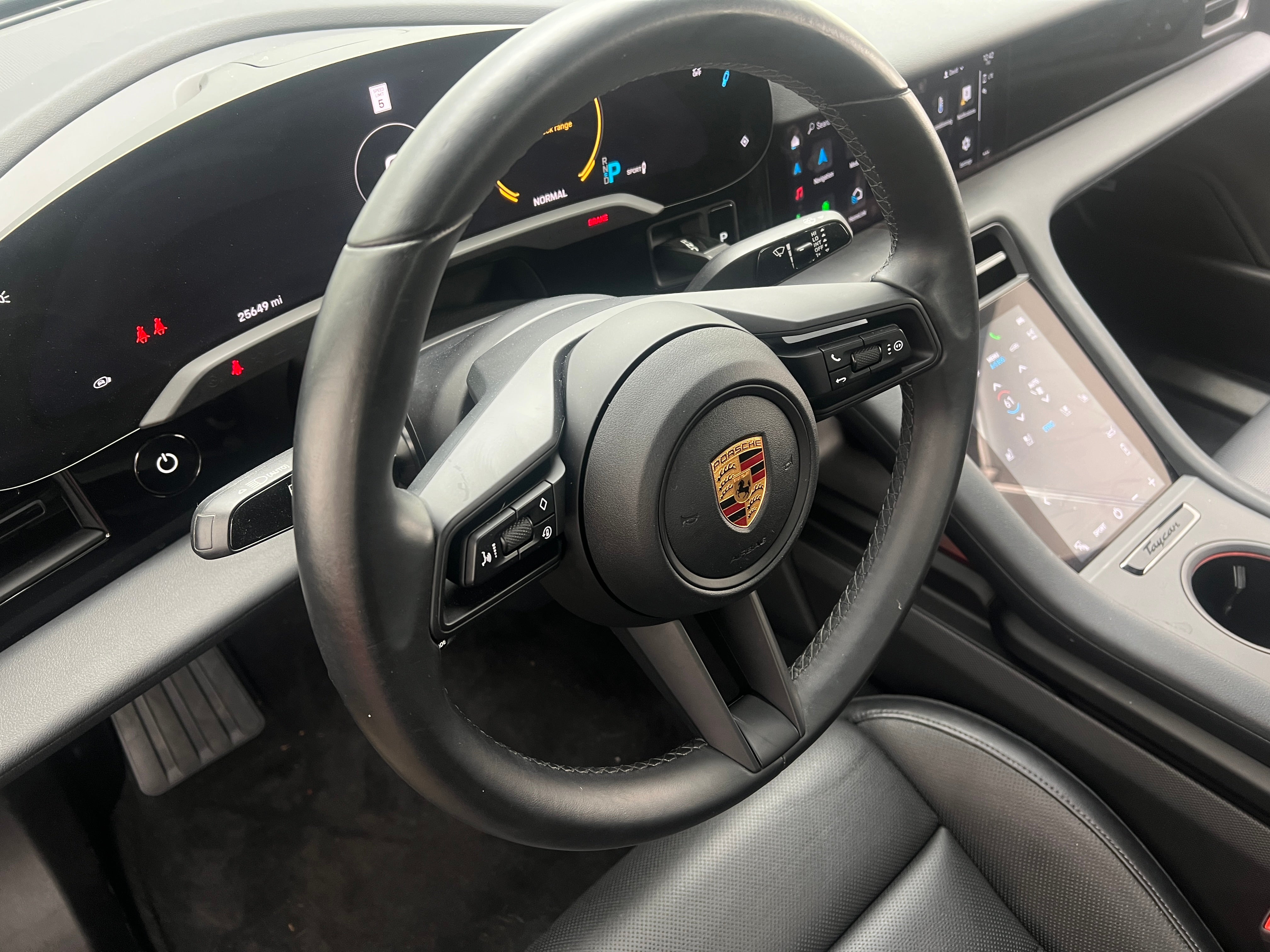 2022 Porsche Taycan  4