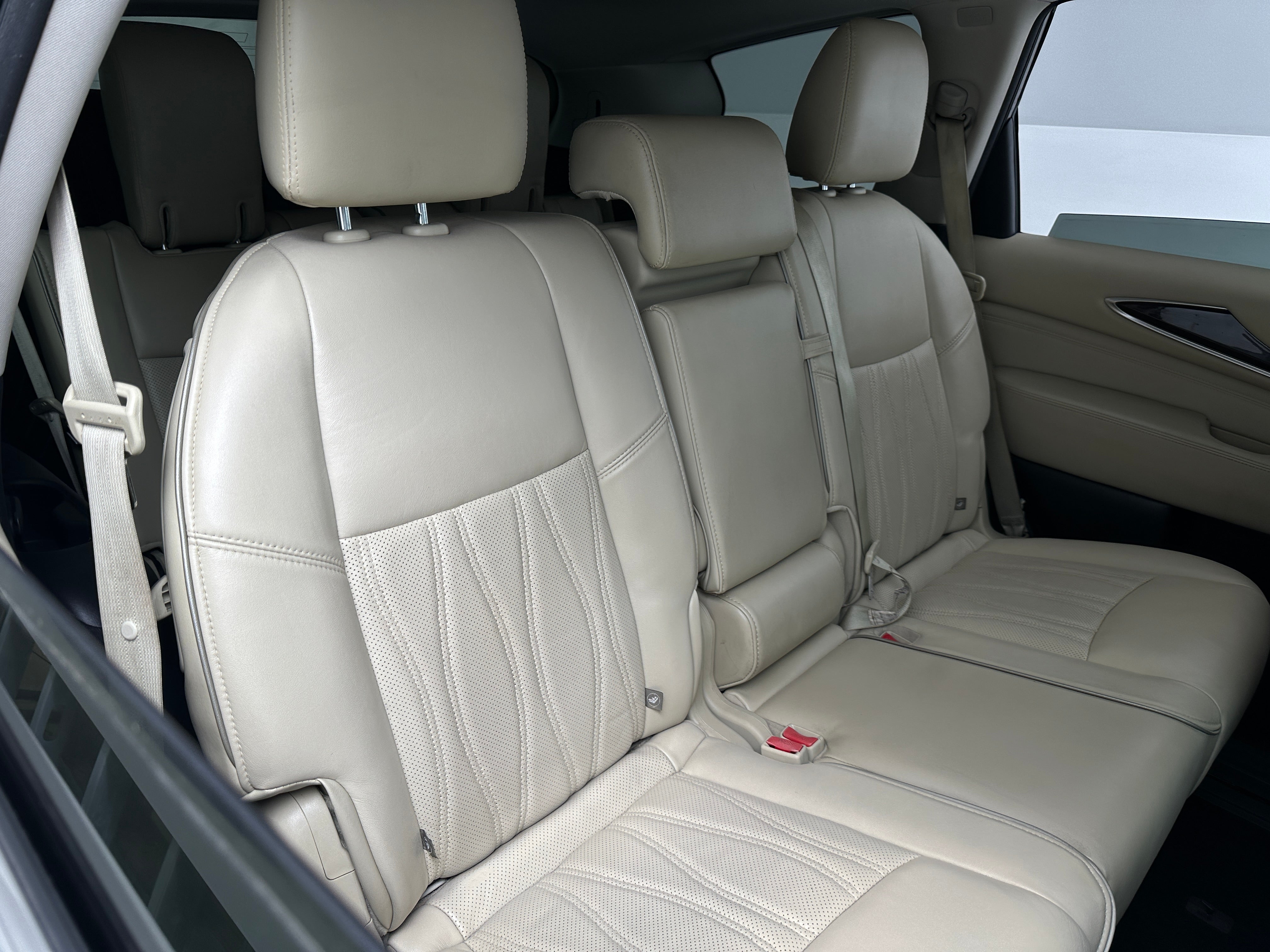 2017 INFINITI QX60  5