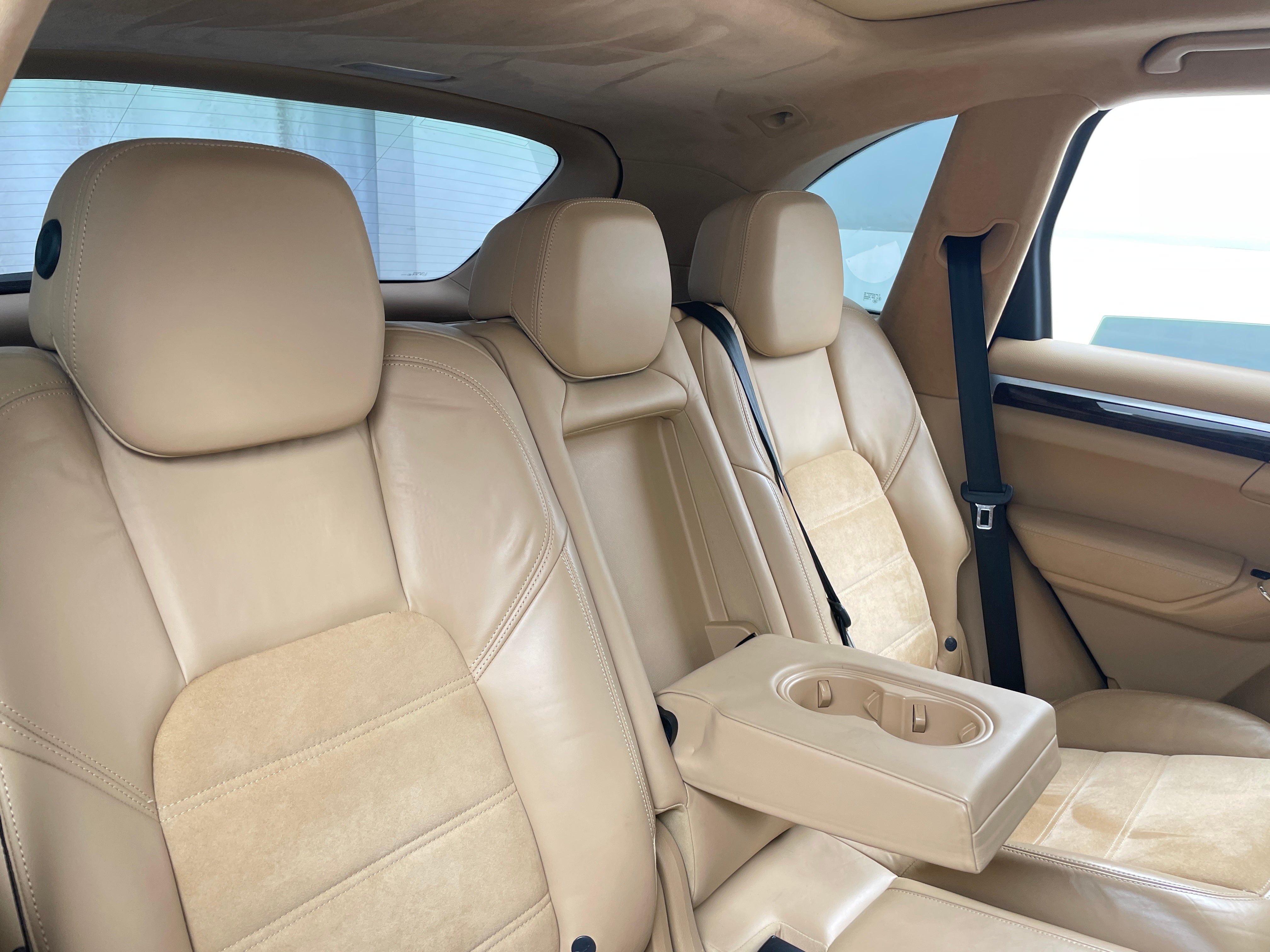 2013 Porsche Cayenne GTS 5