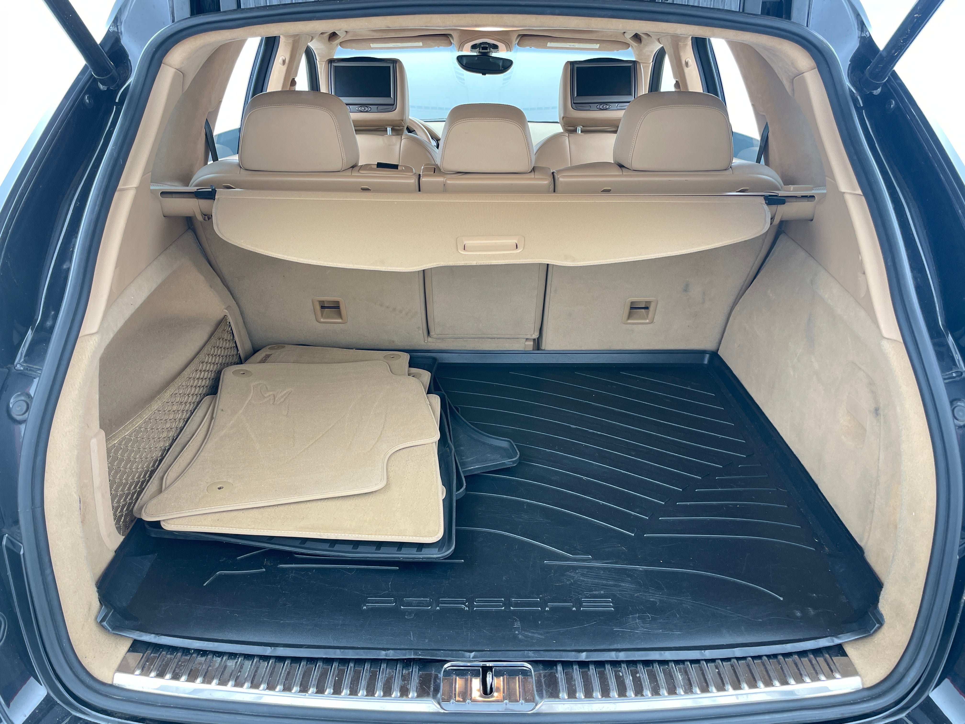 2013 Porsche Cayenne GTS 6