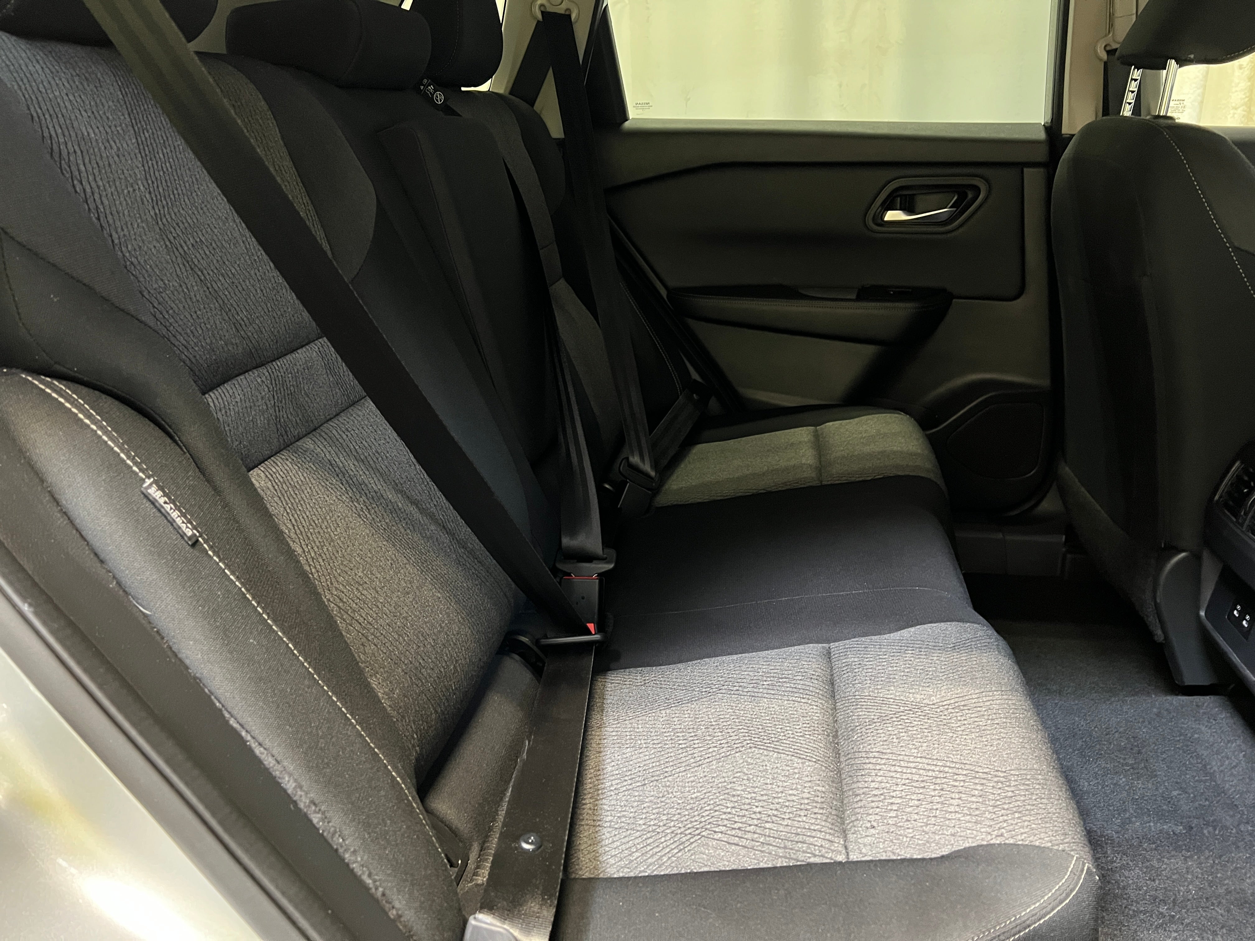 2024 Nissan Rogue SV 6
