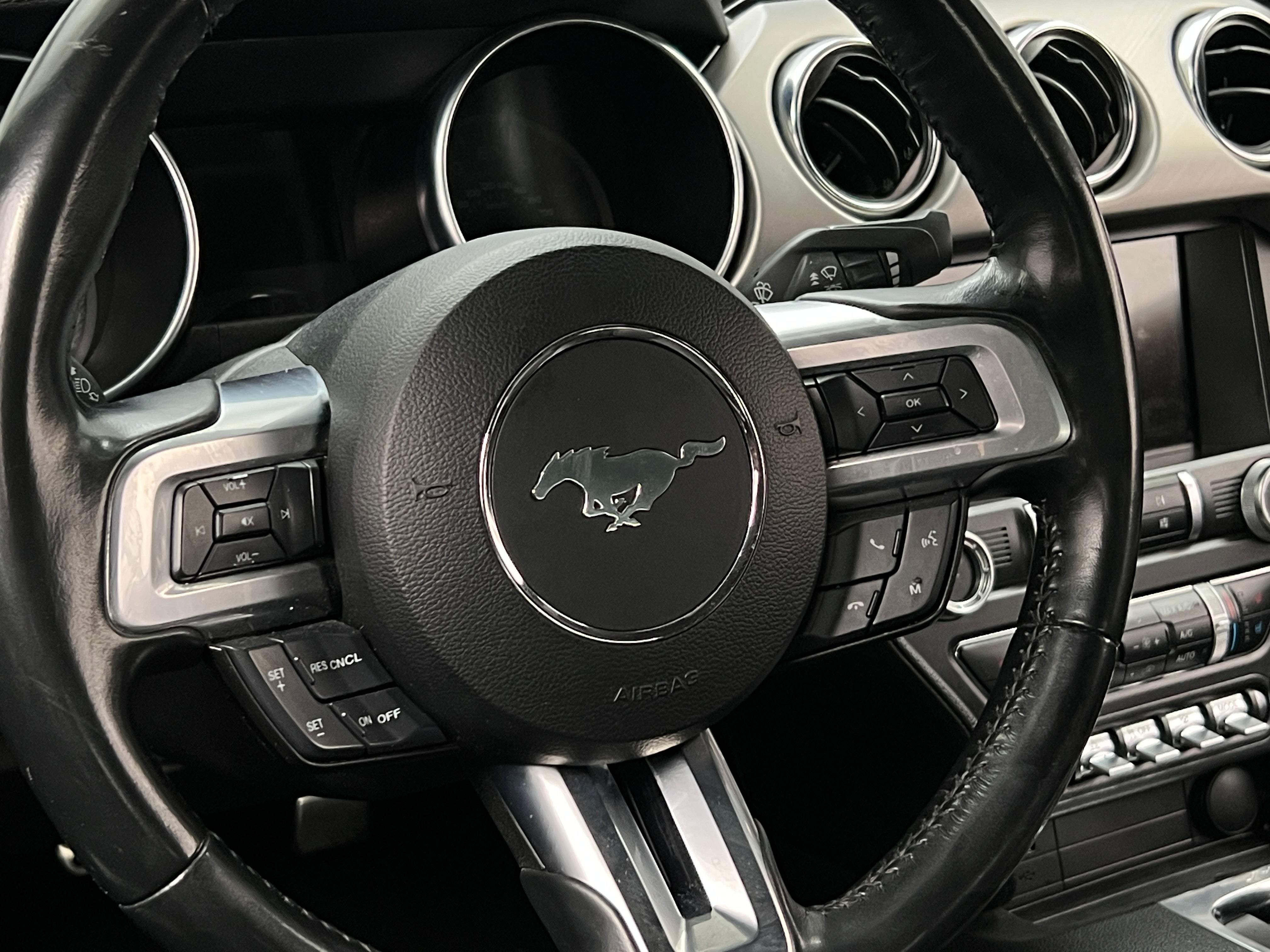 2023 Ford Mustang  5